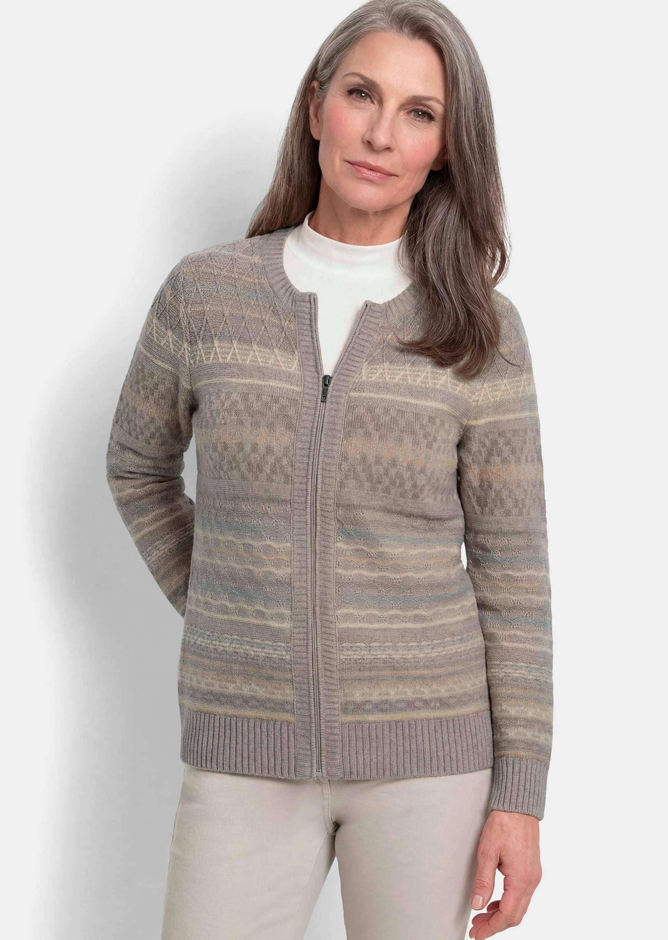 GOLDNER Strickjacke »Kurzgröße Warme Strickjacke mit Reißverschluss« Jaquard und Strukturstrick im Mix