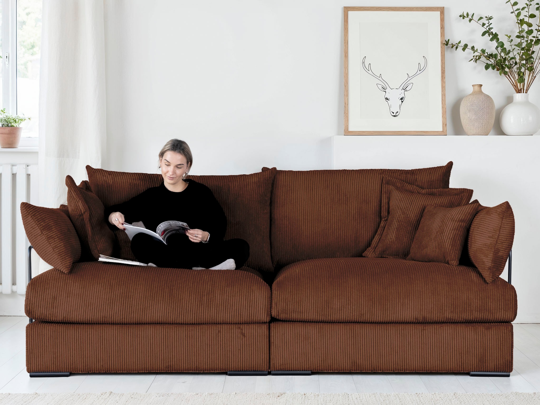 Home affaire Big-Sofa »Casa, Breite 247 cm« Mega-Sofa, Cord oder Chenille-Struktur wählbar, mit Federkern!
