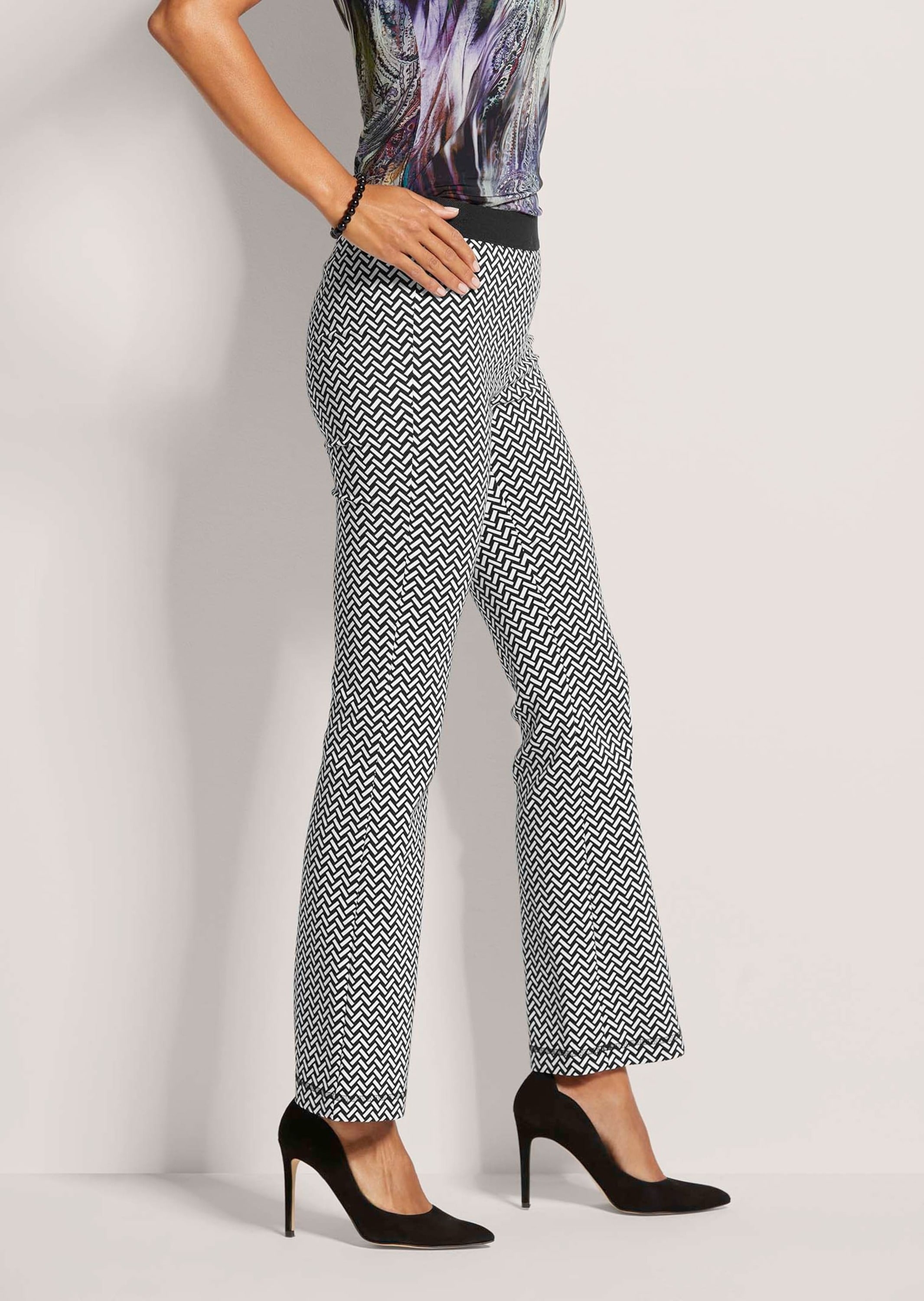 MADELEINE Stoffhose »Hose Ausgestellte Hose zum Schlüpfen«