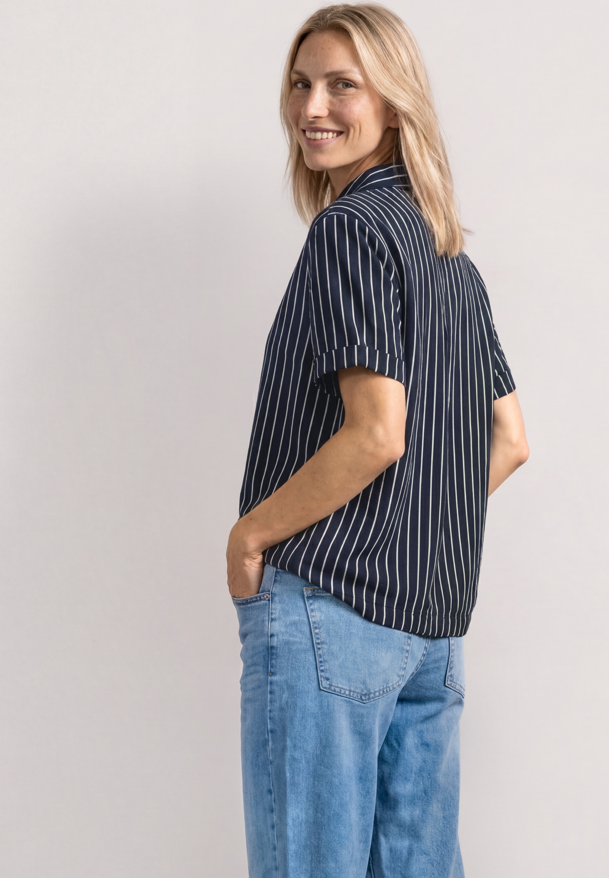 STREET ONE Kurzarmbluse Kurzarm Sommerbluse mit Streifenmuster