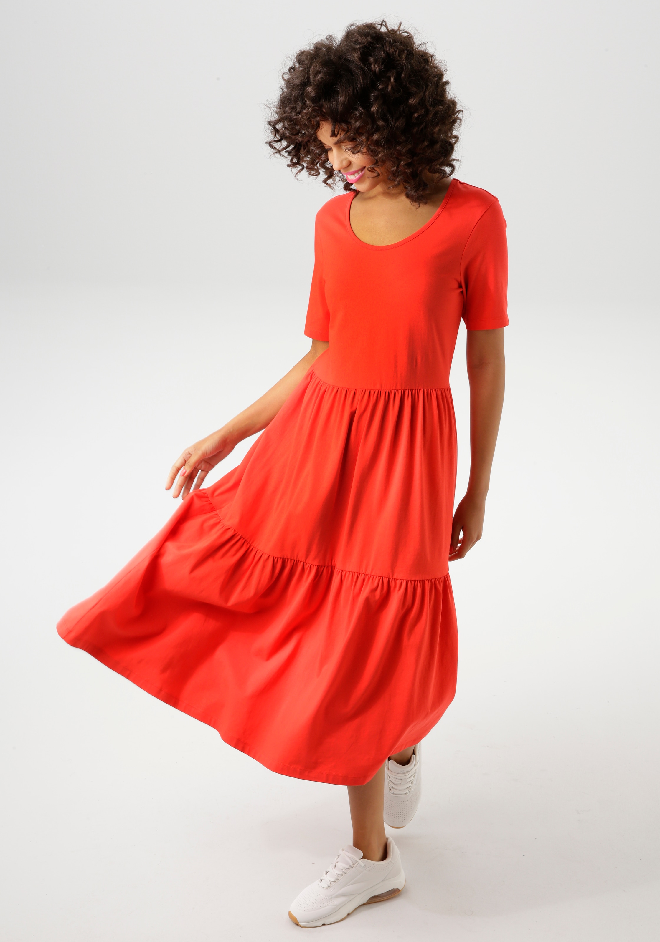 Aniston CASUAL Sommerkleid, in trendiger Farbpalette