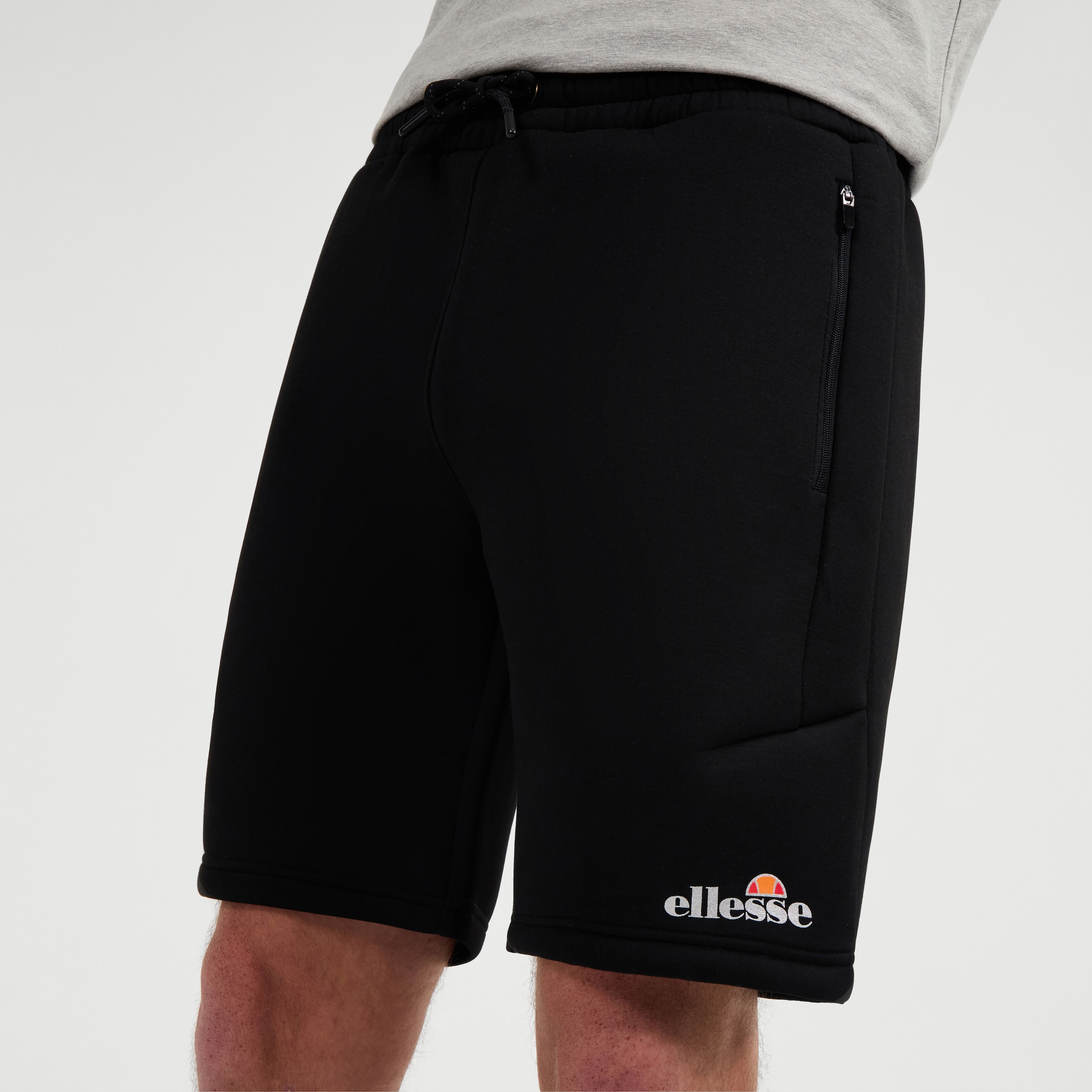 Ellesse Sweatshorts »GIALARNO SHORT«, (1 tlg.)