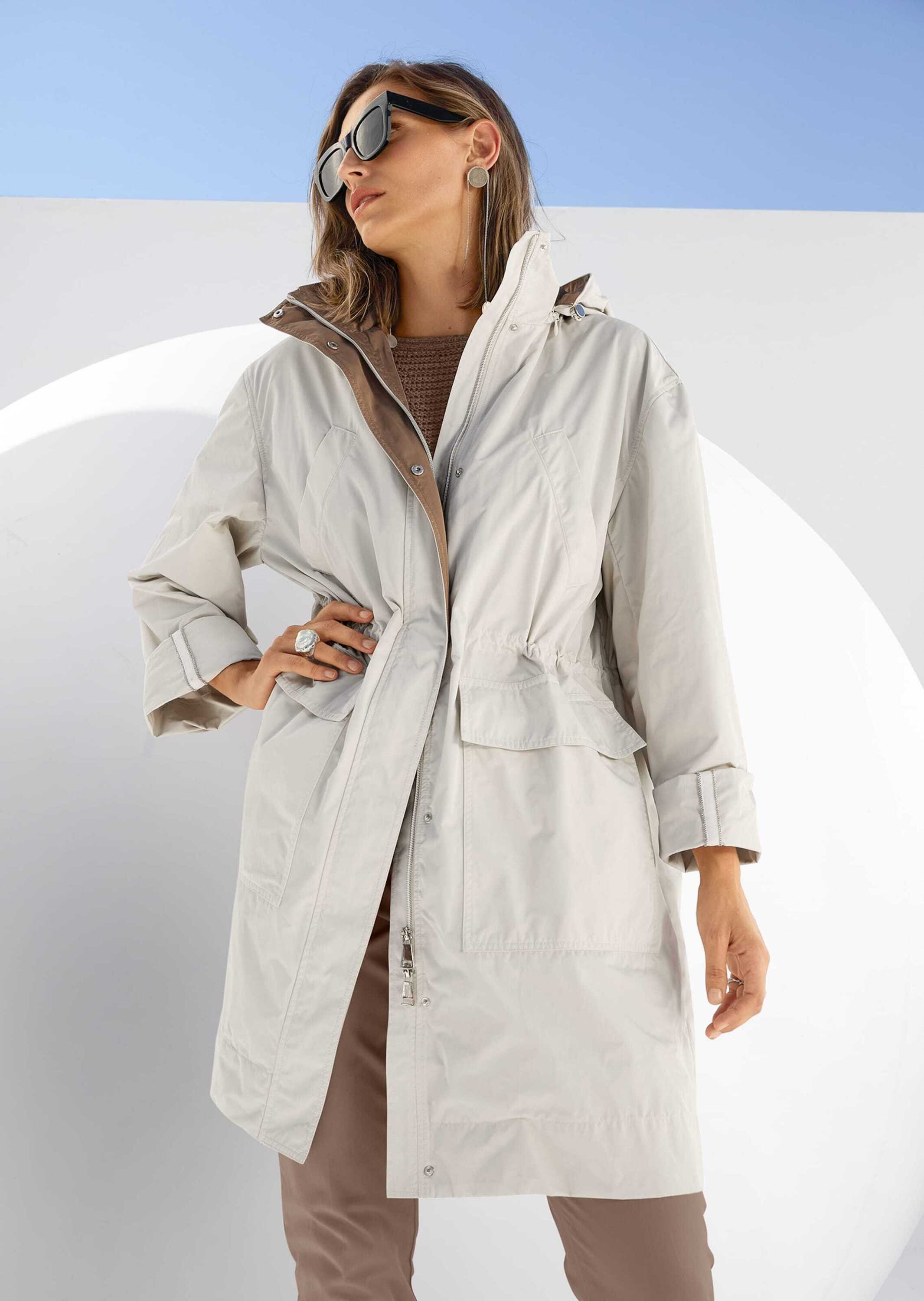 MADELEINE Kurzjacke »Jacke Outdoor-Jacke mit abnehmbarer Kapuze«