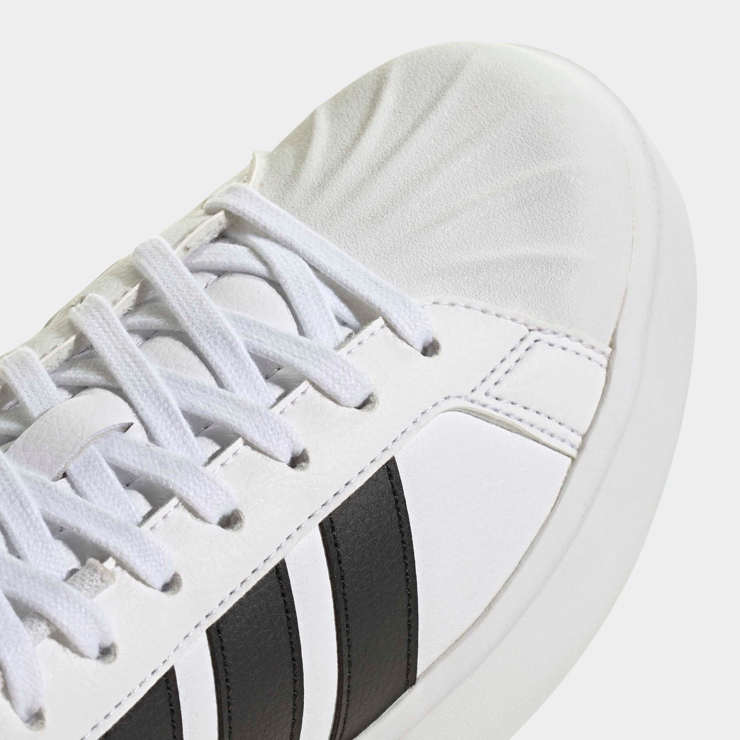 adidas Sportswear Plateausneaker »STREETTALK BOLD«  inspiriert vom Design des adidas Superstar