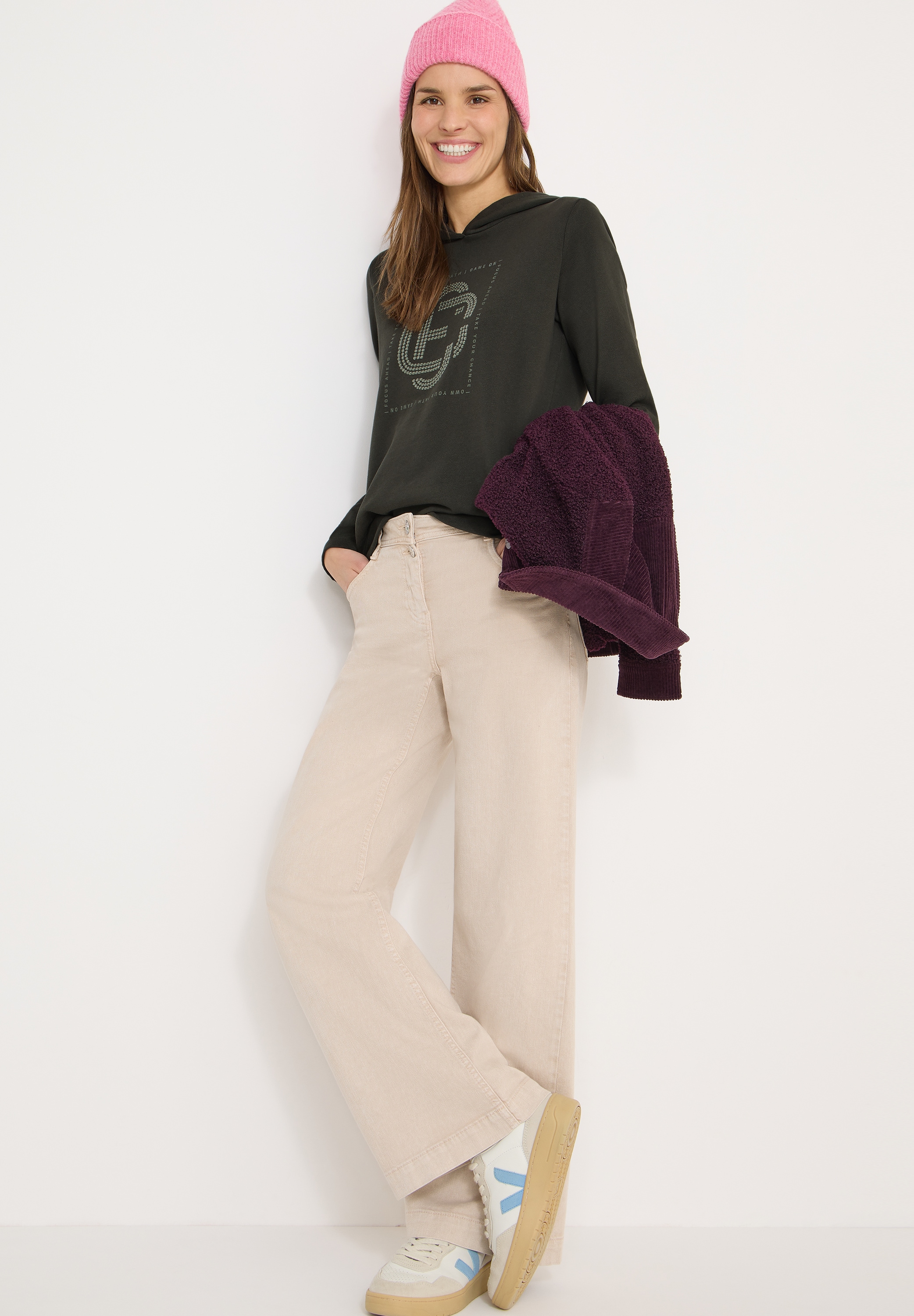 Cecil Hoodie , Tonales Artwork mit Schmucksteinen
