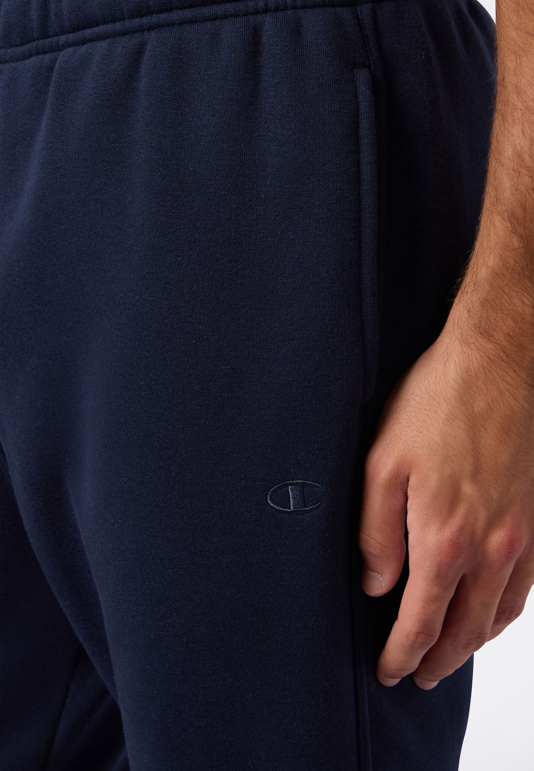 Champion Jogginghose »Elastic Cuff Pants«  sportlicher Stil, für Freizeit und Sport, viel Bewegungsfreiheit