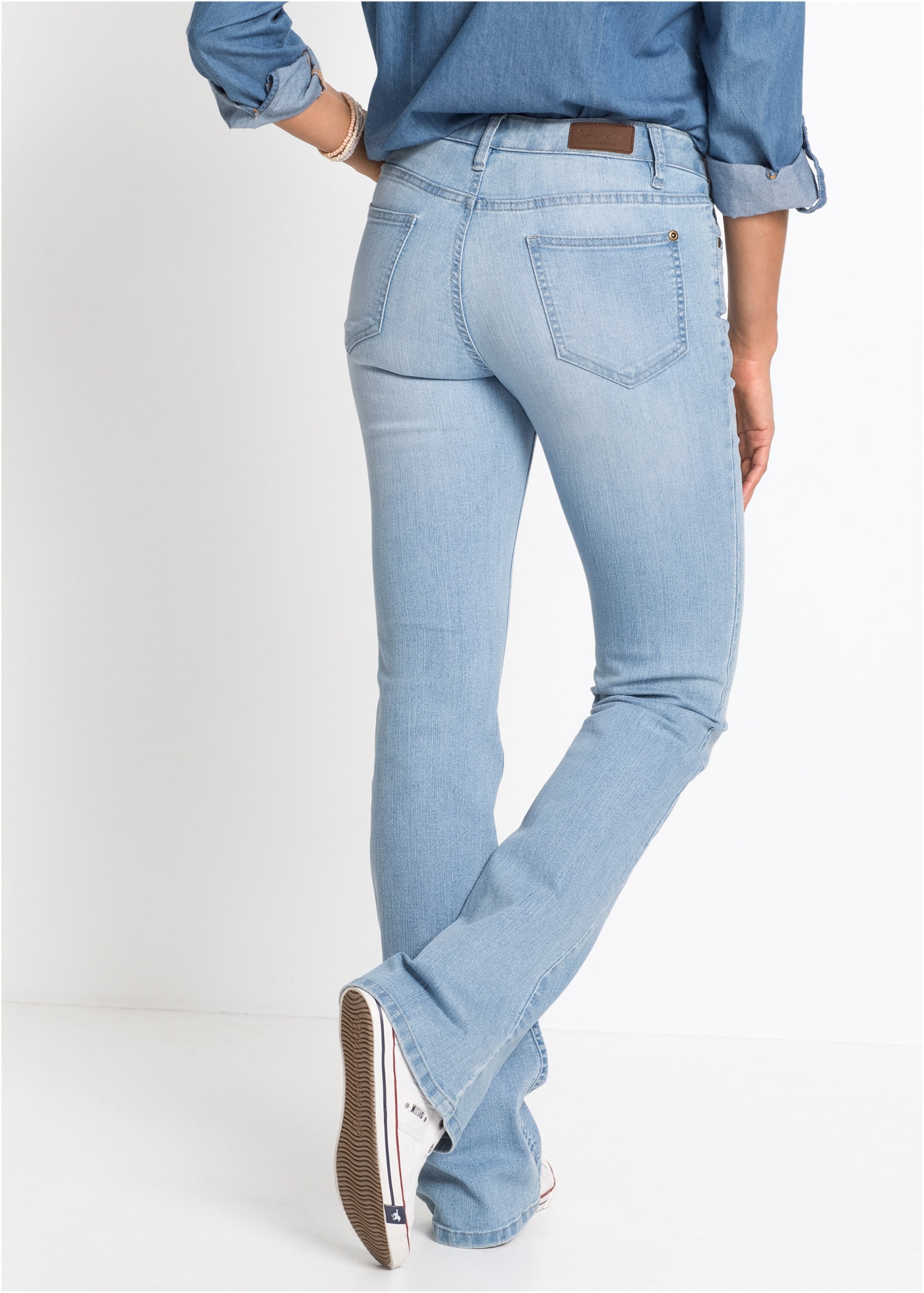 bonprix Bootcut-Jeans »Bootcut Jeans Mid Waist, Komfort-Stretch« Slim Fit Passform, aus Baumwollmischung mit Stretch-Anteil