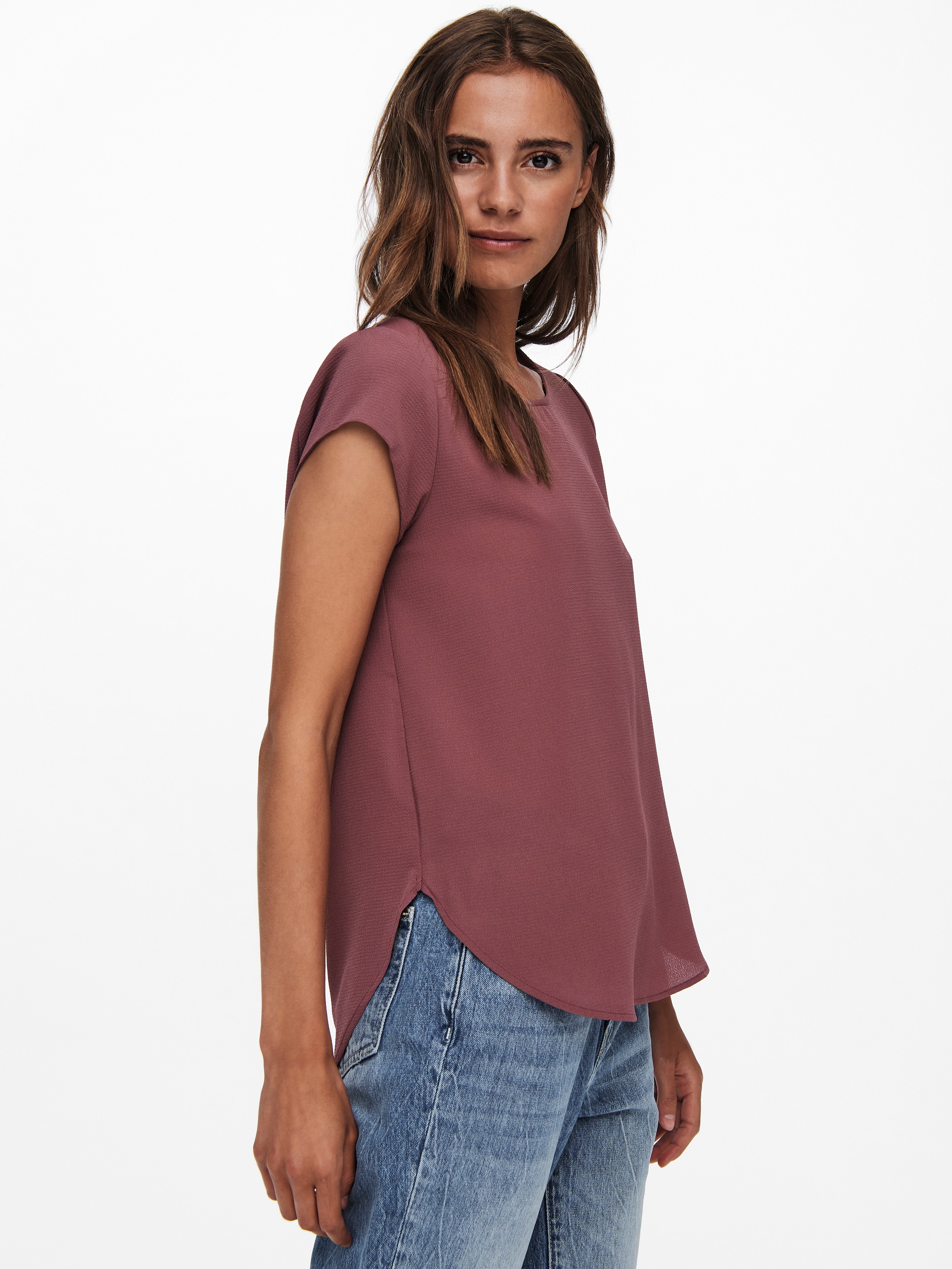 ONLY Kurzarmbluse »ONLVIC – feminines Blusenshirt in lockerer Form«, regular fit, Web, Kunstfaser, Rundhals, unifarben
