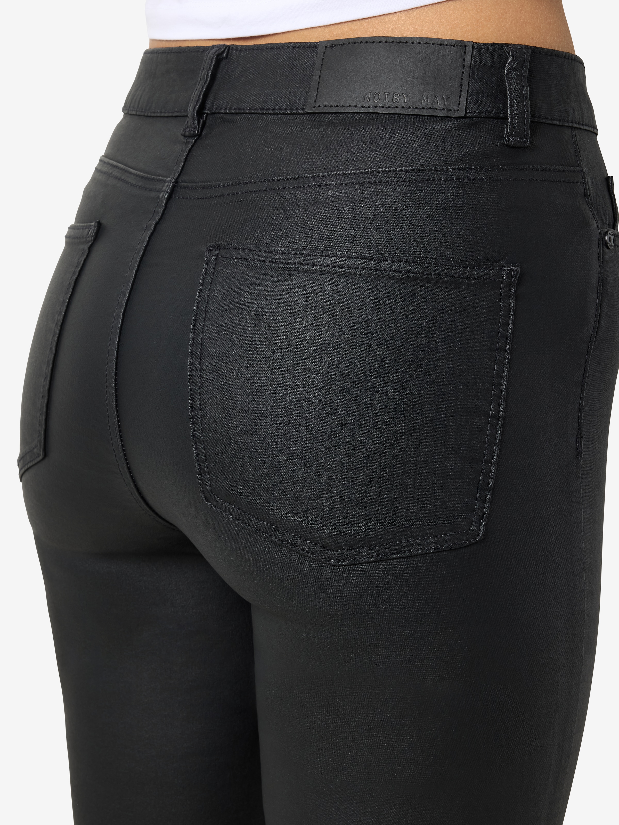 Noisy may Lederimitathose »NMSALLIE HW FLARE COATED PANTS NOOS«