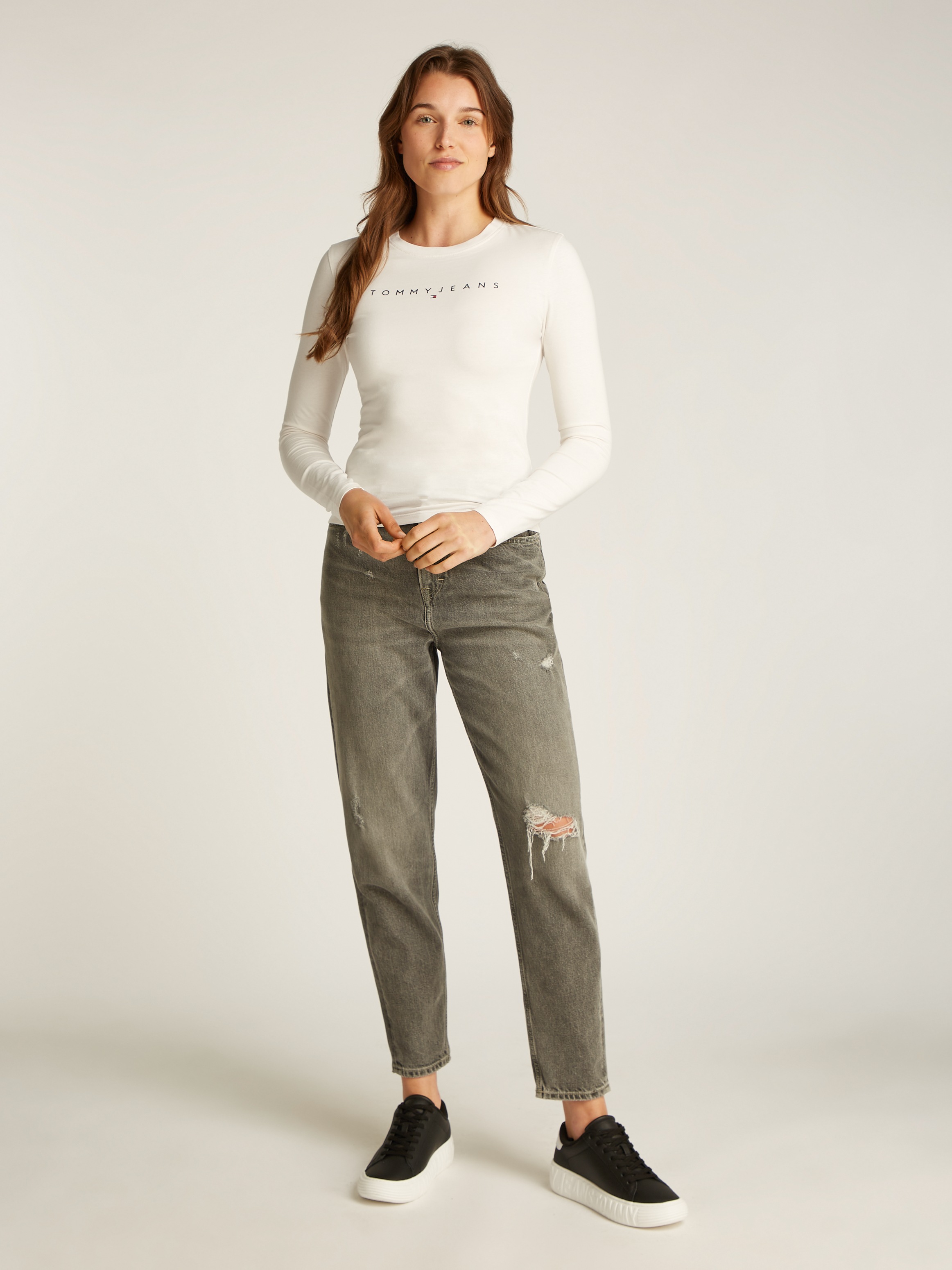 Tommy Jeans Curve Langarmshirt »TJW SLIM LINEAR TEE LS EXT«, Große Größen