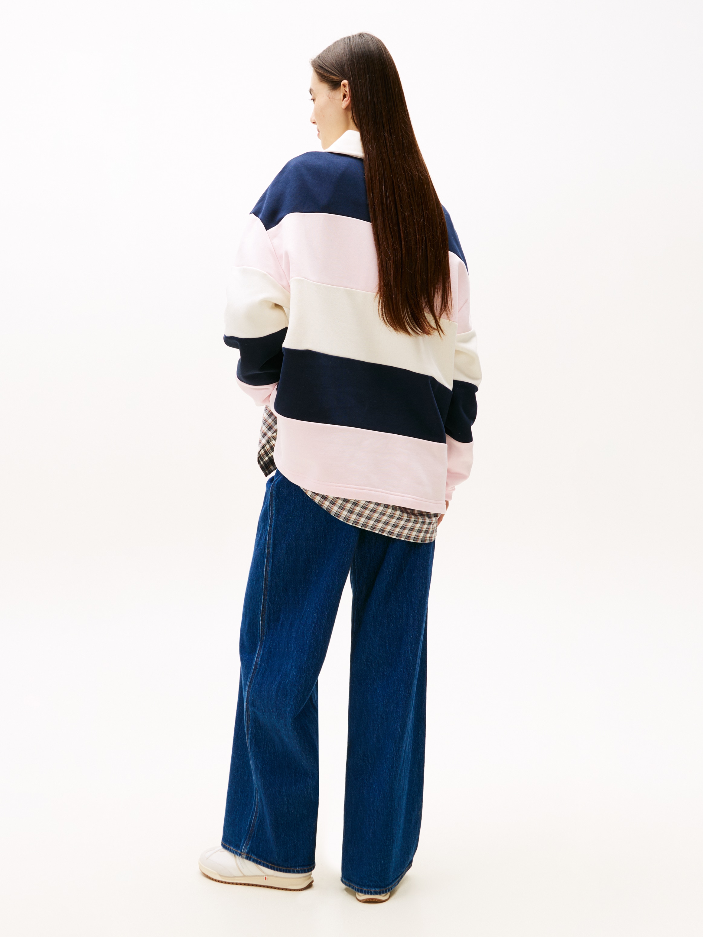 Tommy Jeans Sweatshirt »TJW BADGE STRIPE RUGBY, Oversized Fit Rugby-Shirt«, Rugby-Streifen, farblich abgestimmter Tommy-Badge auf Brust
