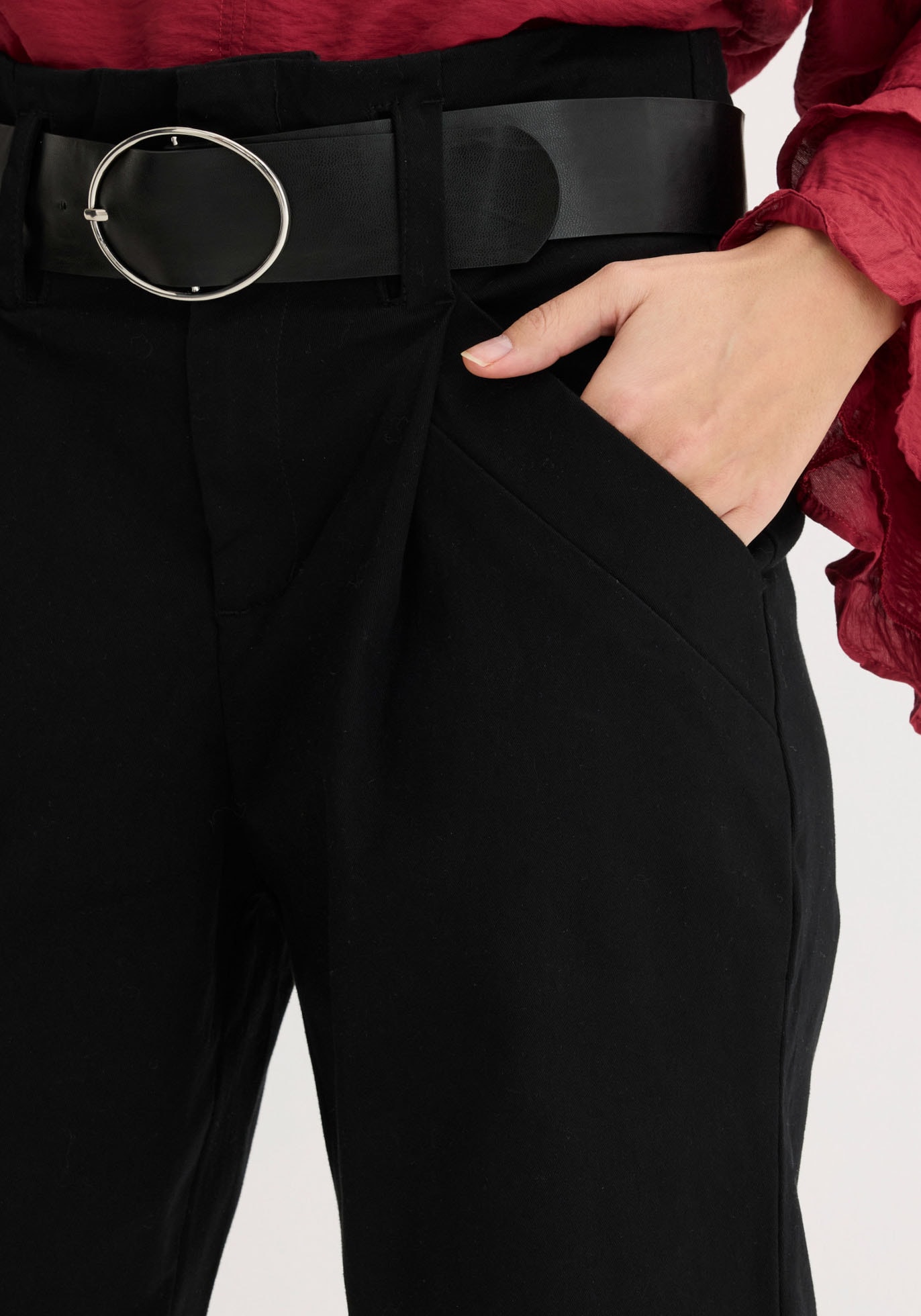 bonprix Stoffhose »Bundfaltenhose aus Baumwolle«  aus Baumwolle und Elasthan, hoher Bund, mit Bundfalten