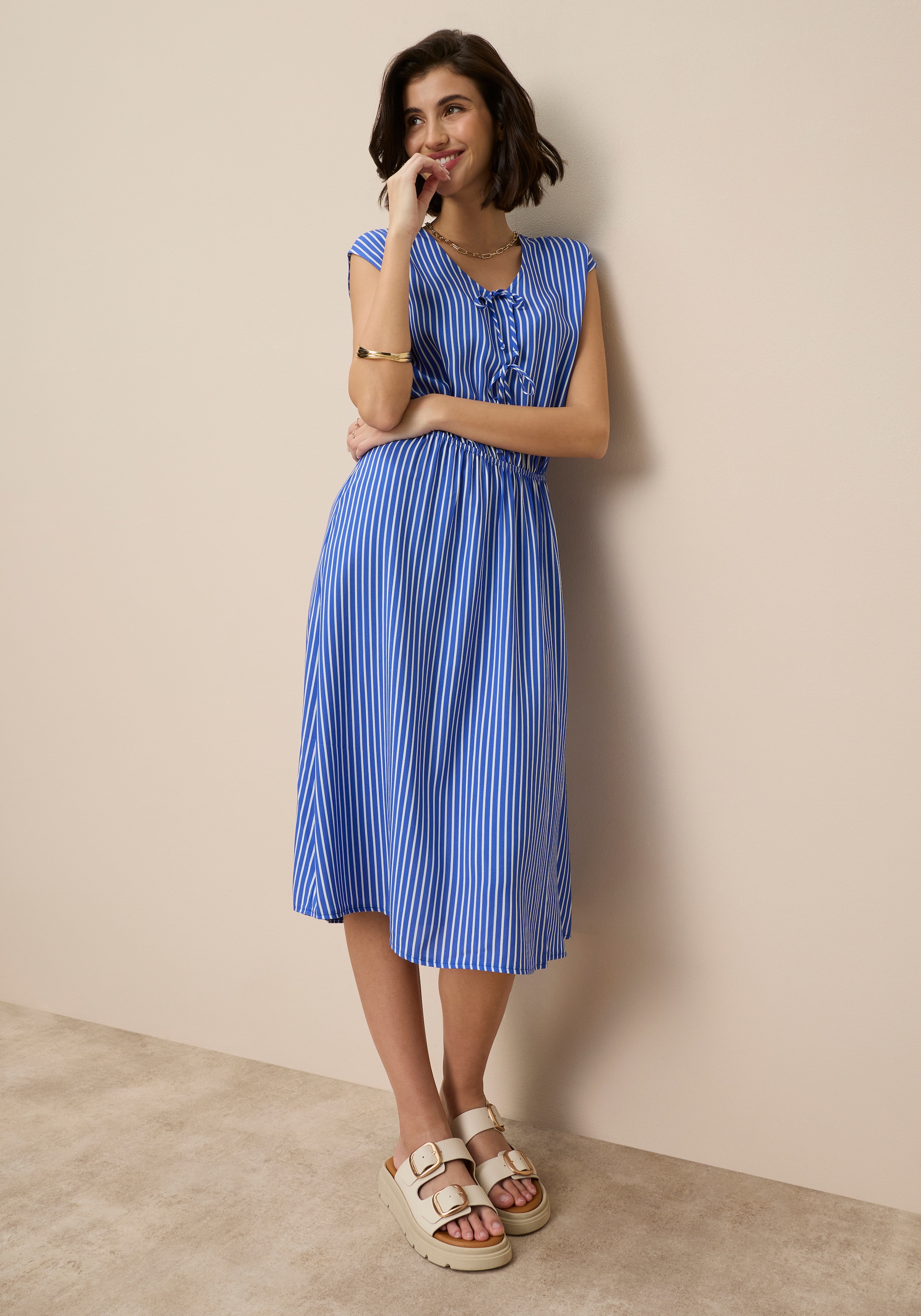 Tamaris Midikleid mit Schleifendetails und taillierter Silhouette