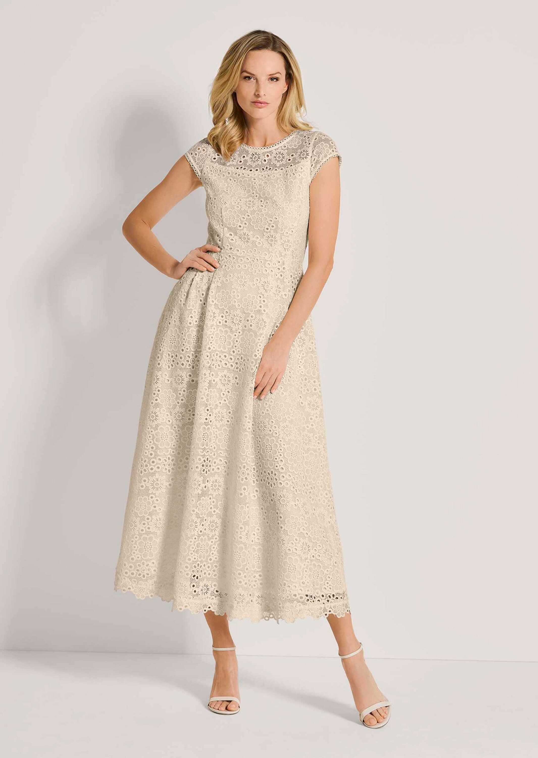 MADELEINE Midikleid »Spitzenkleid Romantisches Festtagskleid mit Spitzenborte«
