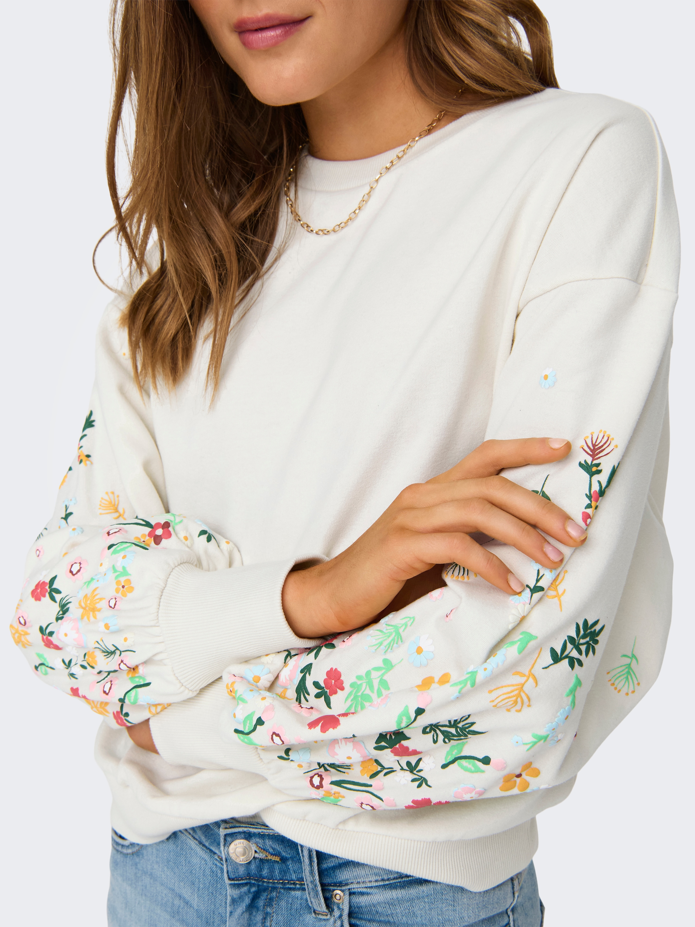 ONLY Sweatshirt »ONLBROOKE L/S O-NECK FLOWER SWT«, Baumwollmischung, regular fit
