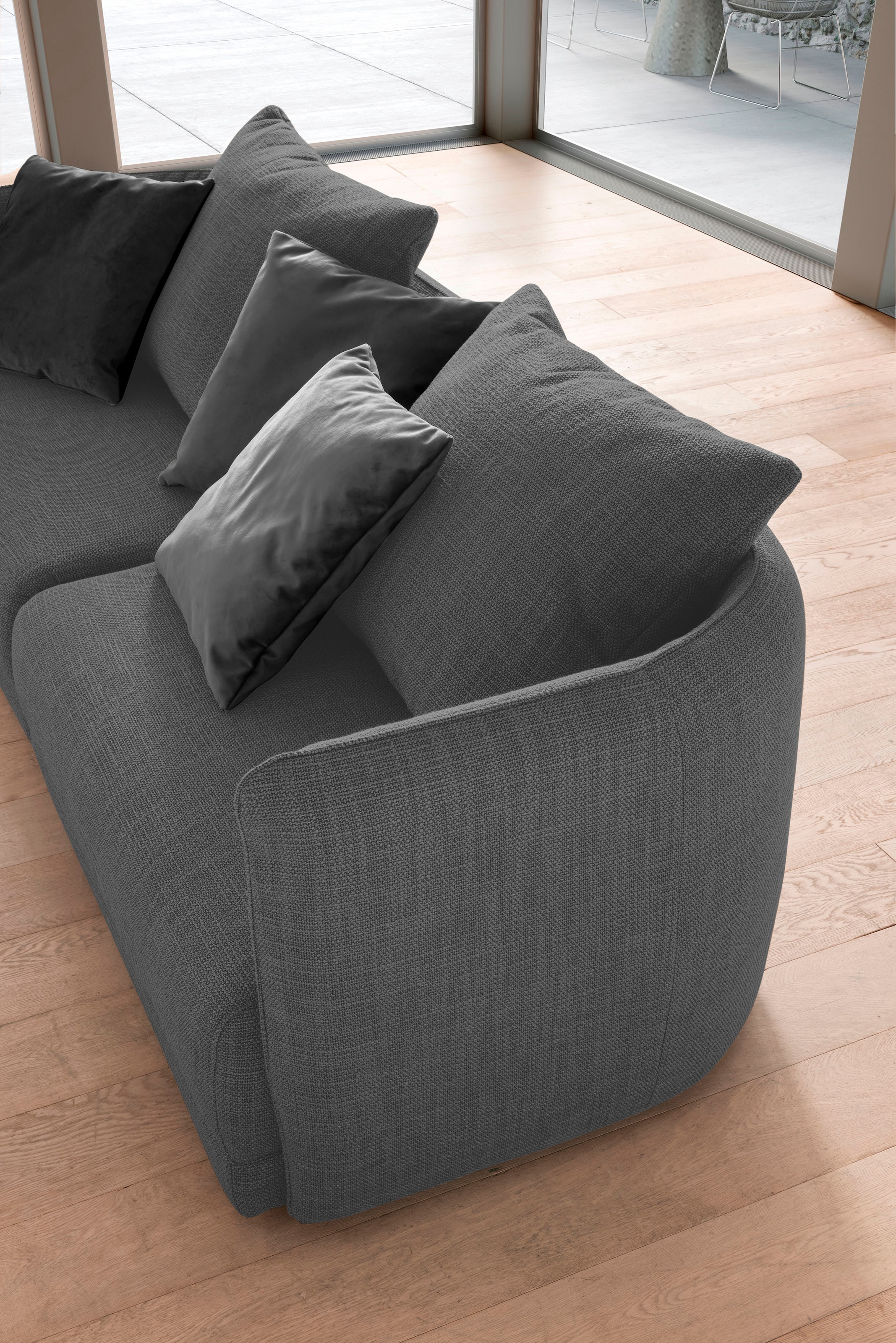 designwerk Big-Sofa »New York, anmutendes Designsofa«, mit schmaler Arm- & Rückenlehne