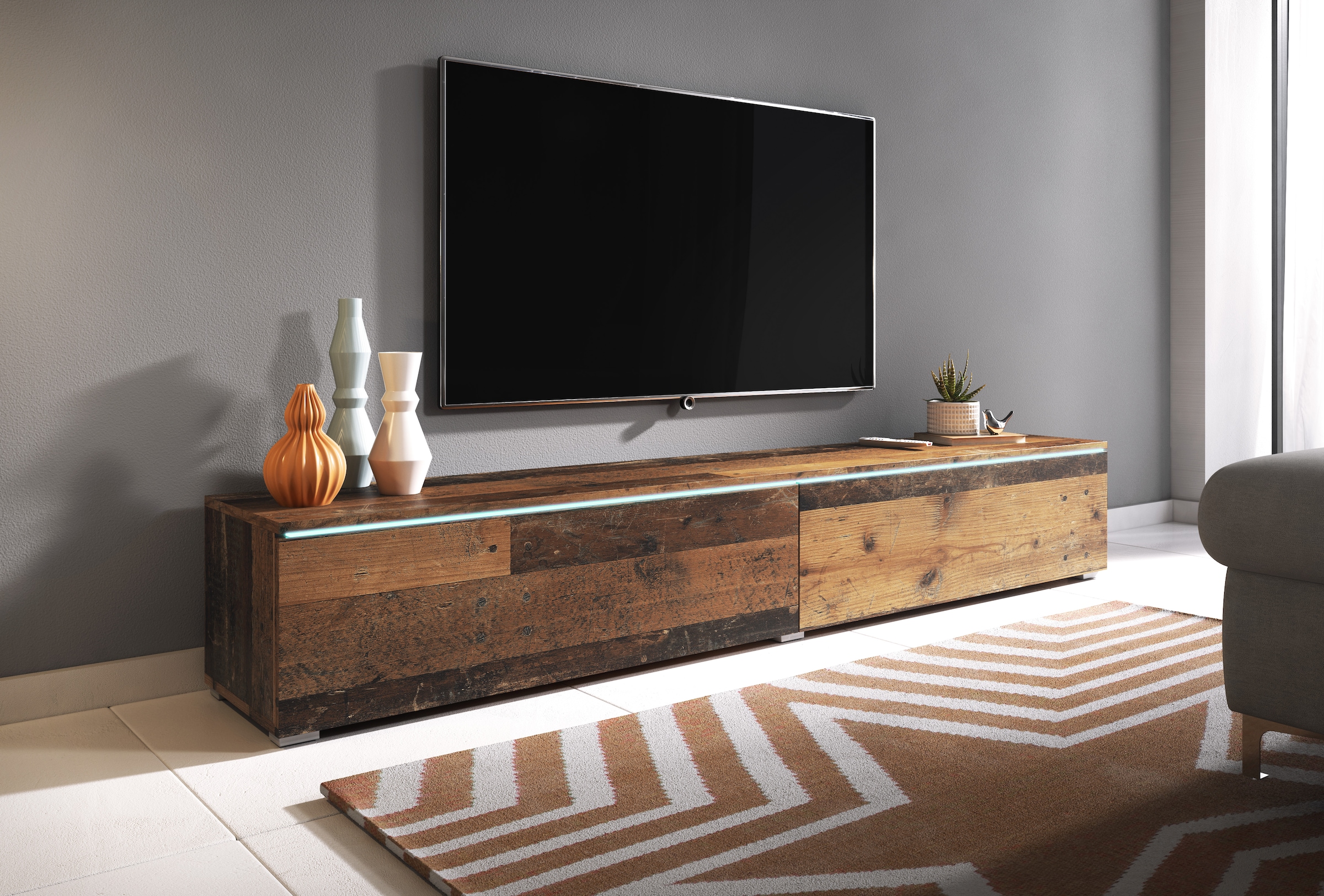 INOSIGN Lowboard »LOWBOARD VERA, wahlweise mit oder ohne Beleuchtung«, Modernes griffloses TV-Board, 180 cm TV-Schrank, stehend und hängend