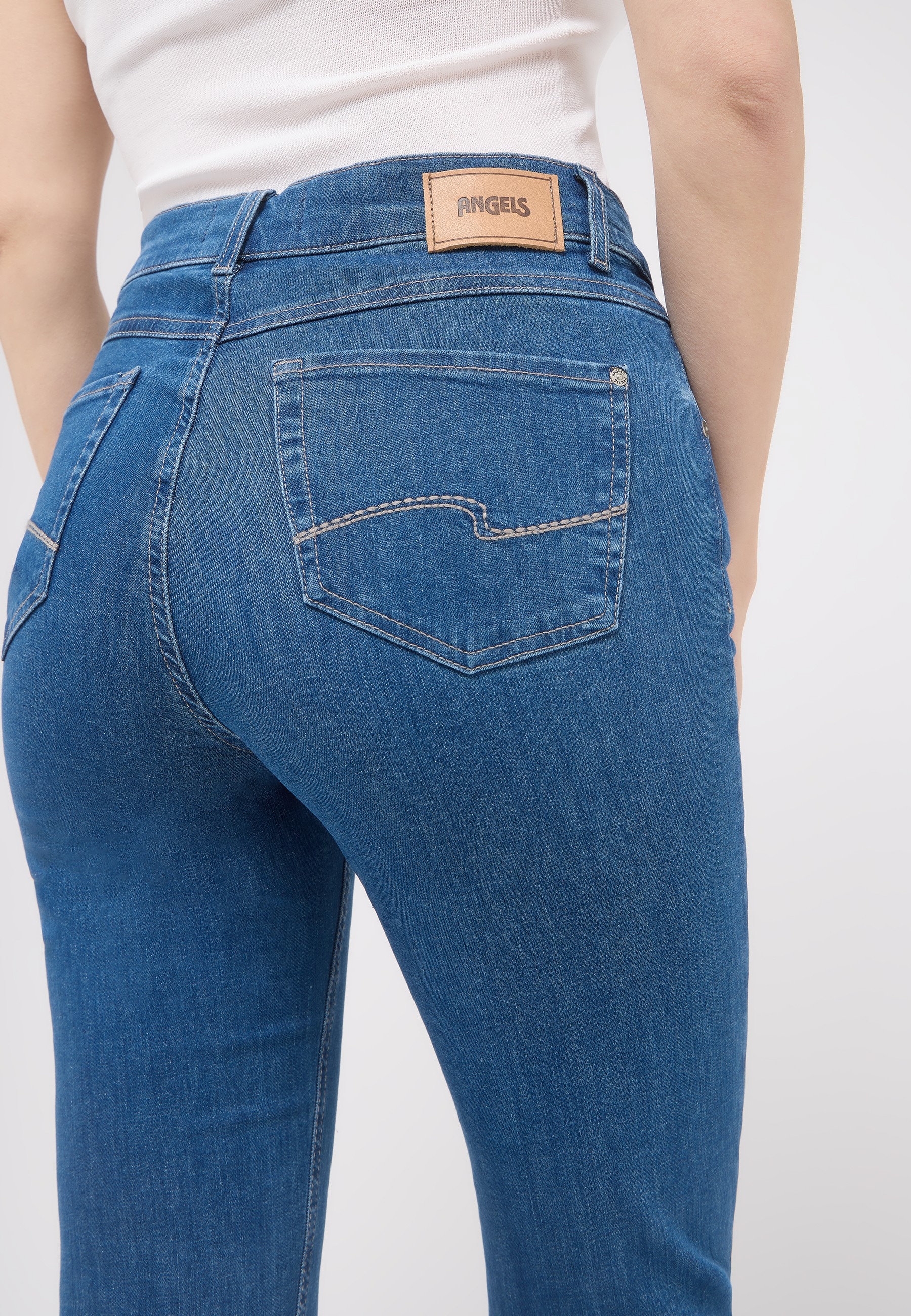 ANGELS Straight-Jeans »CICI« Straight-Schnitt, Slim fit Passform, aus Baumwollmischung