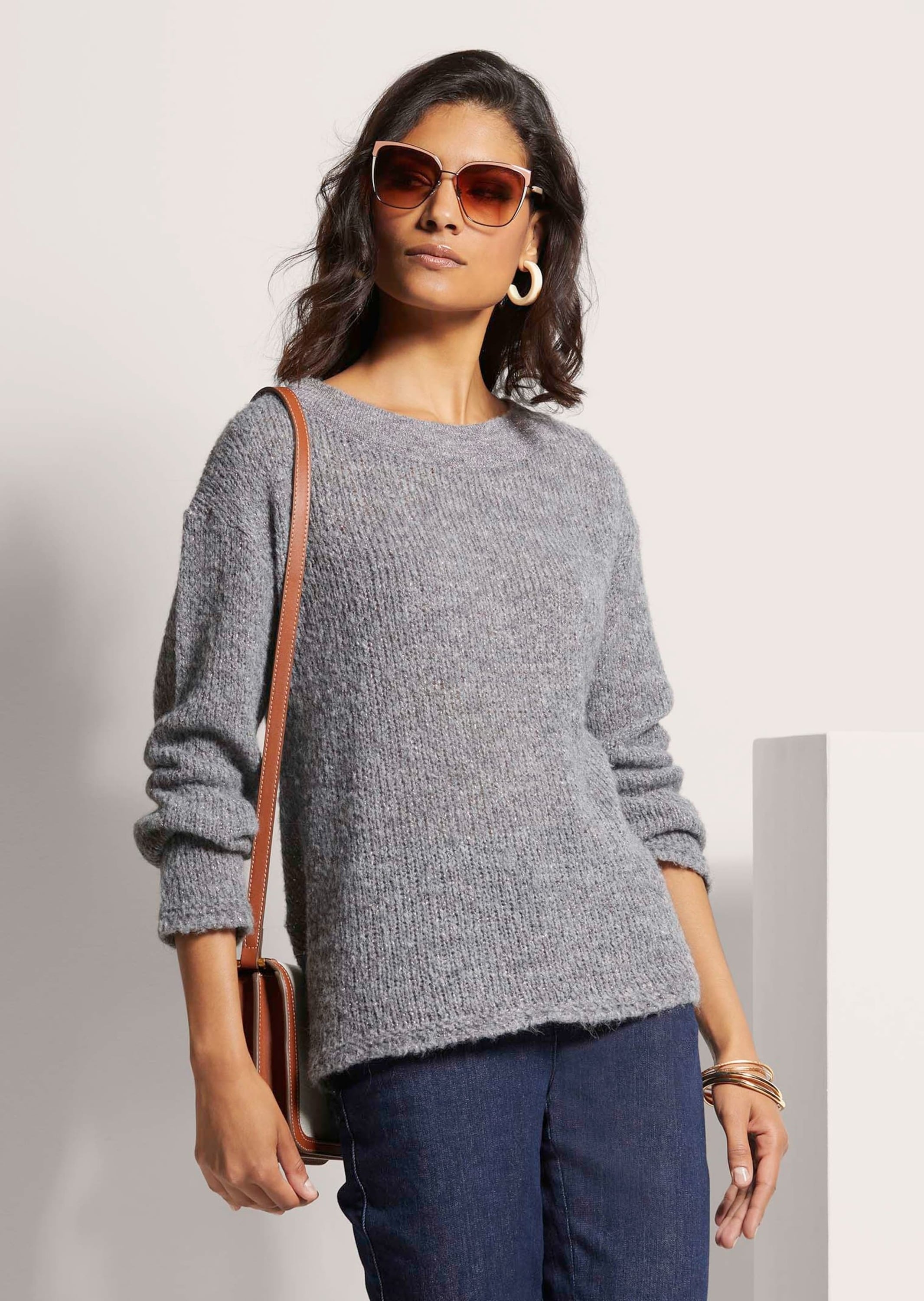 MADELEINE Longpullover »Pullover Pullover mit Glanz-Effekt«