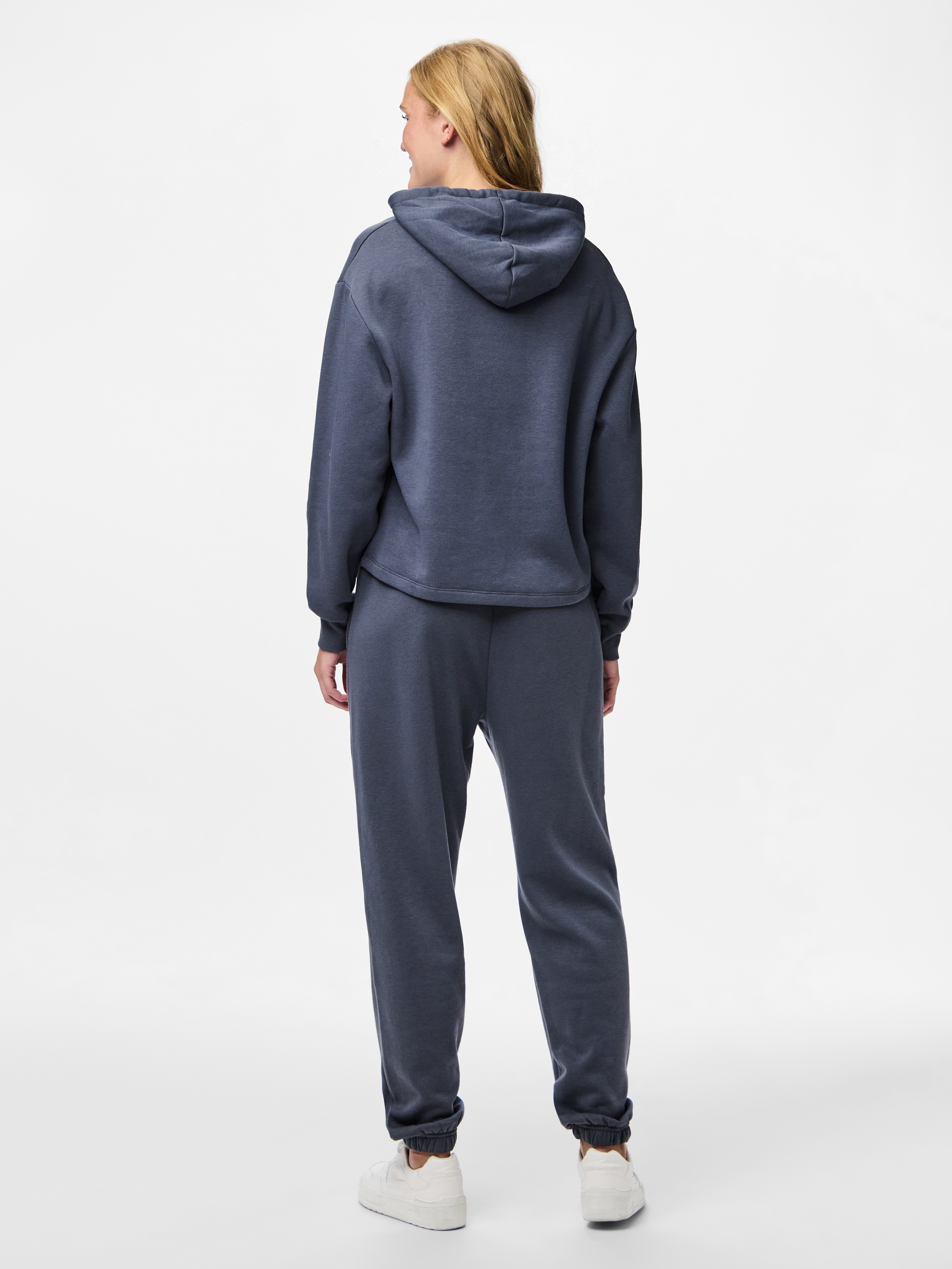 pieces Kapuzensweatshirt »PCCHILLI LS HEART HOODIE NOOS BC«
