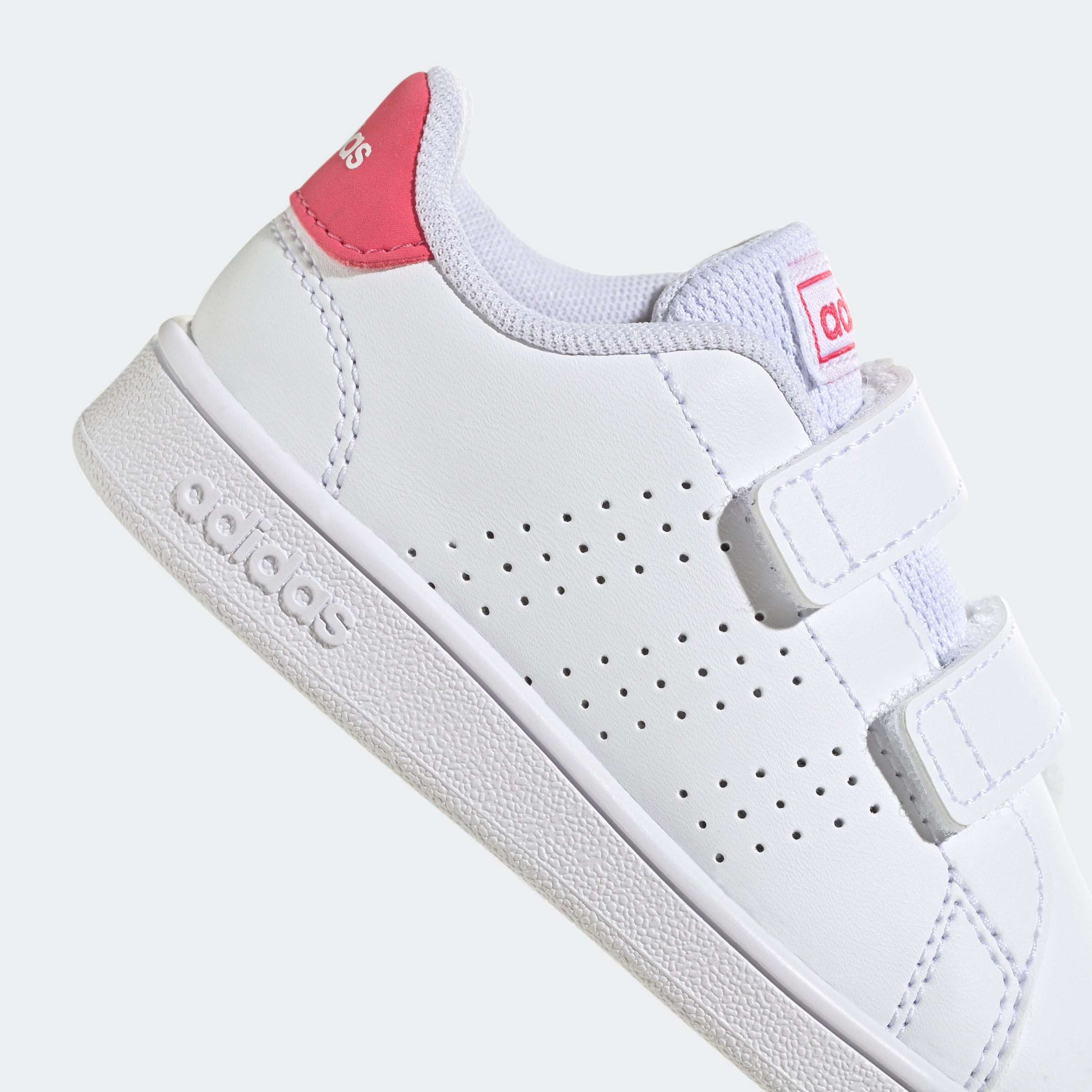 adidas Sportswear Sneaker »ADVANTAGE LIFESTYLE COURT TWO HOOK-AND-LOOP«  Design auf den Spuren des adidas Stan Smith, für Kinder