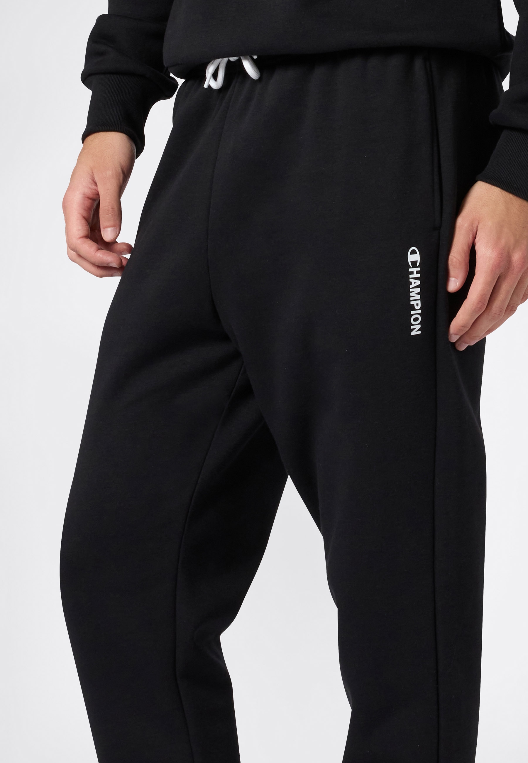 Champion Jogginghose »Graphic Rib Cuff Pants«  sportlicher Stil, für Sport und Freizeit, für Erwachsene