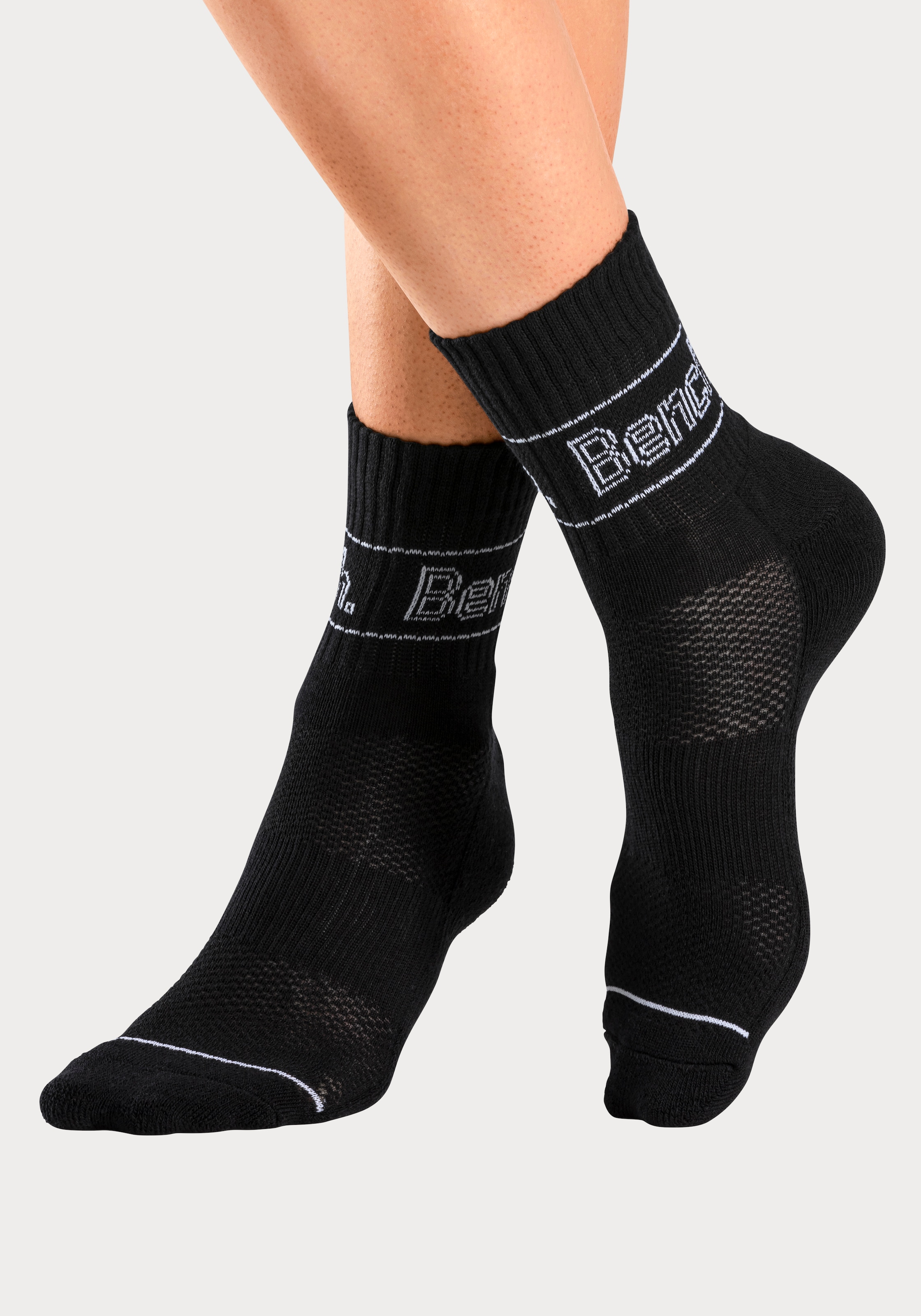 Bench. Tennissocken, (Packung, 5 Paar), mit atmungsaktiver Pikee Lüftungsstruktur