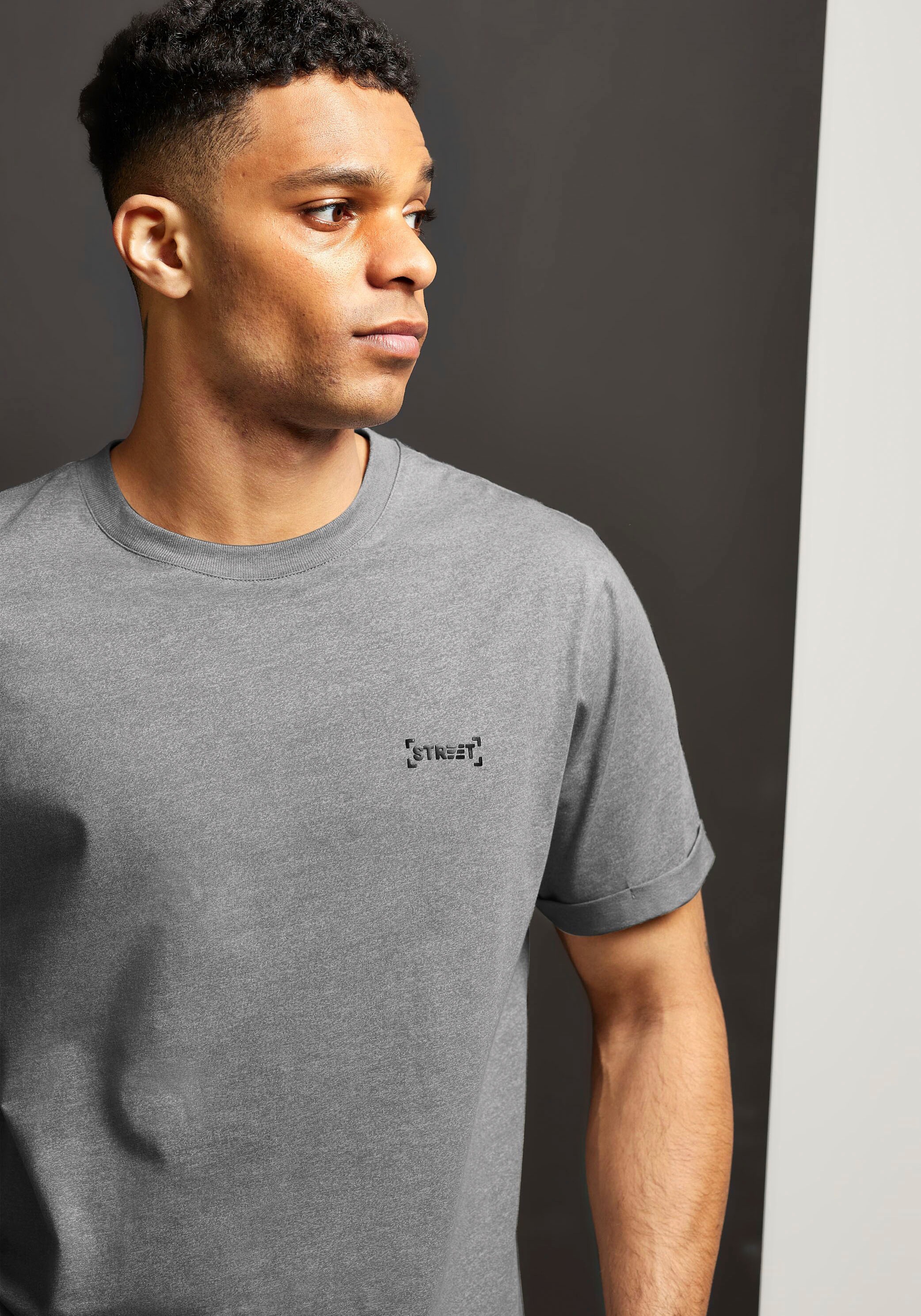 MEN T-Shirt, online auf STREET Brust bei OTTO mit shoppen ONE der Markenlabel