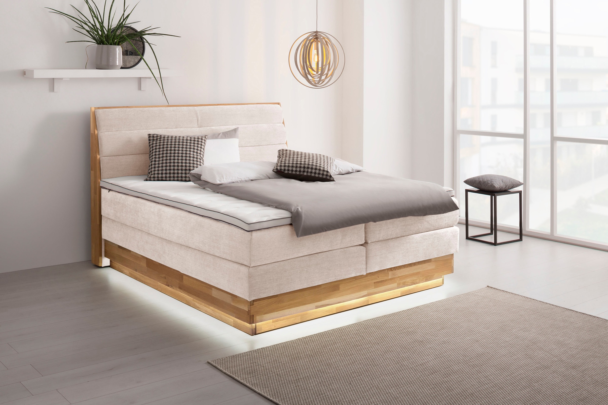 OTTO products Boxspringbett, LED-Beleuchtung, mit zertifizierten, recycelten Bezugsstoffen