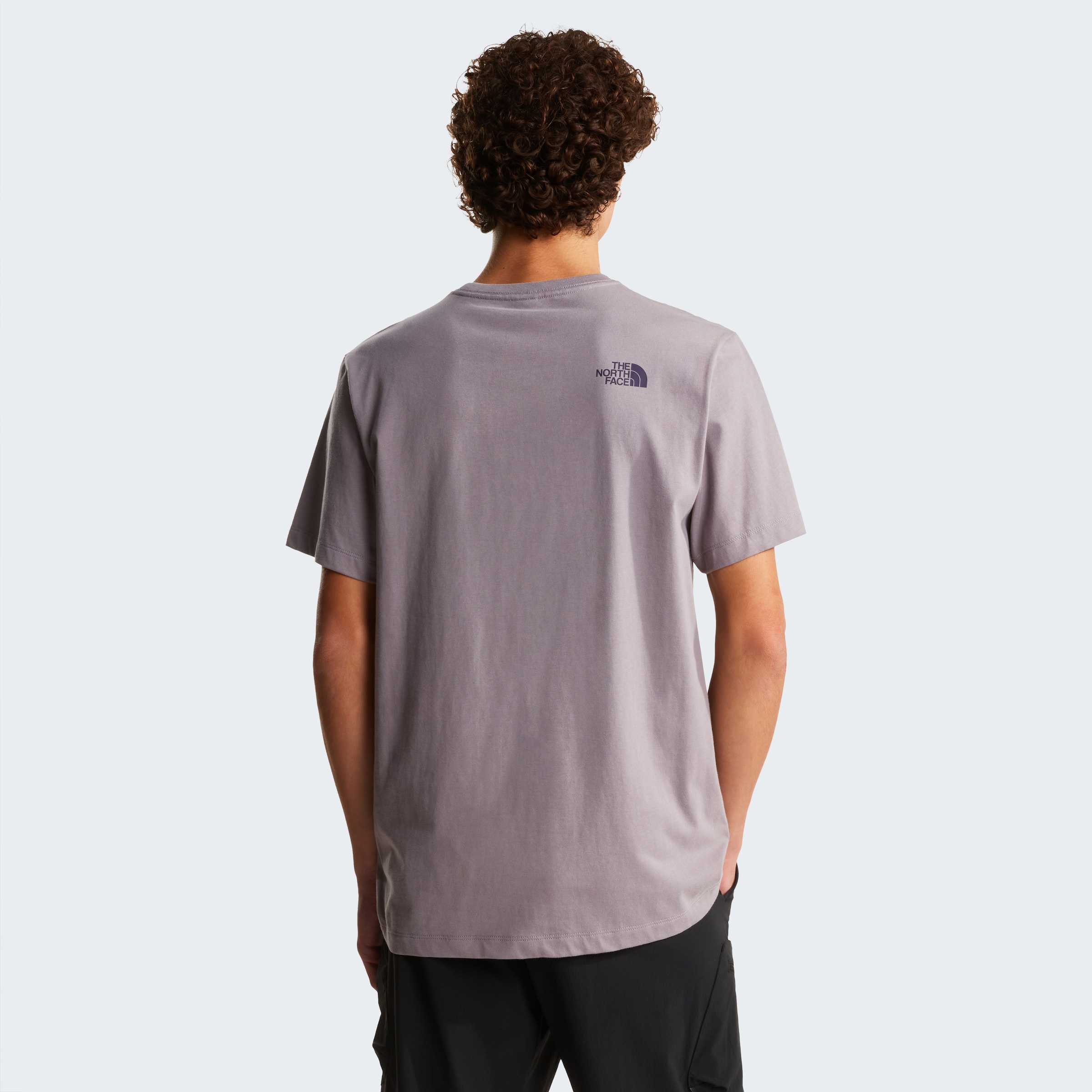 The North Face T-Shirt »M MOUNTAIN LINE REGULAR SHORT SLEEVE TEE« normale Passform, Kurzarm, für sportliche Aktivitäten und Outdoor