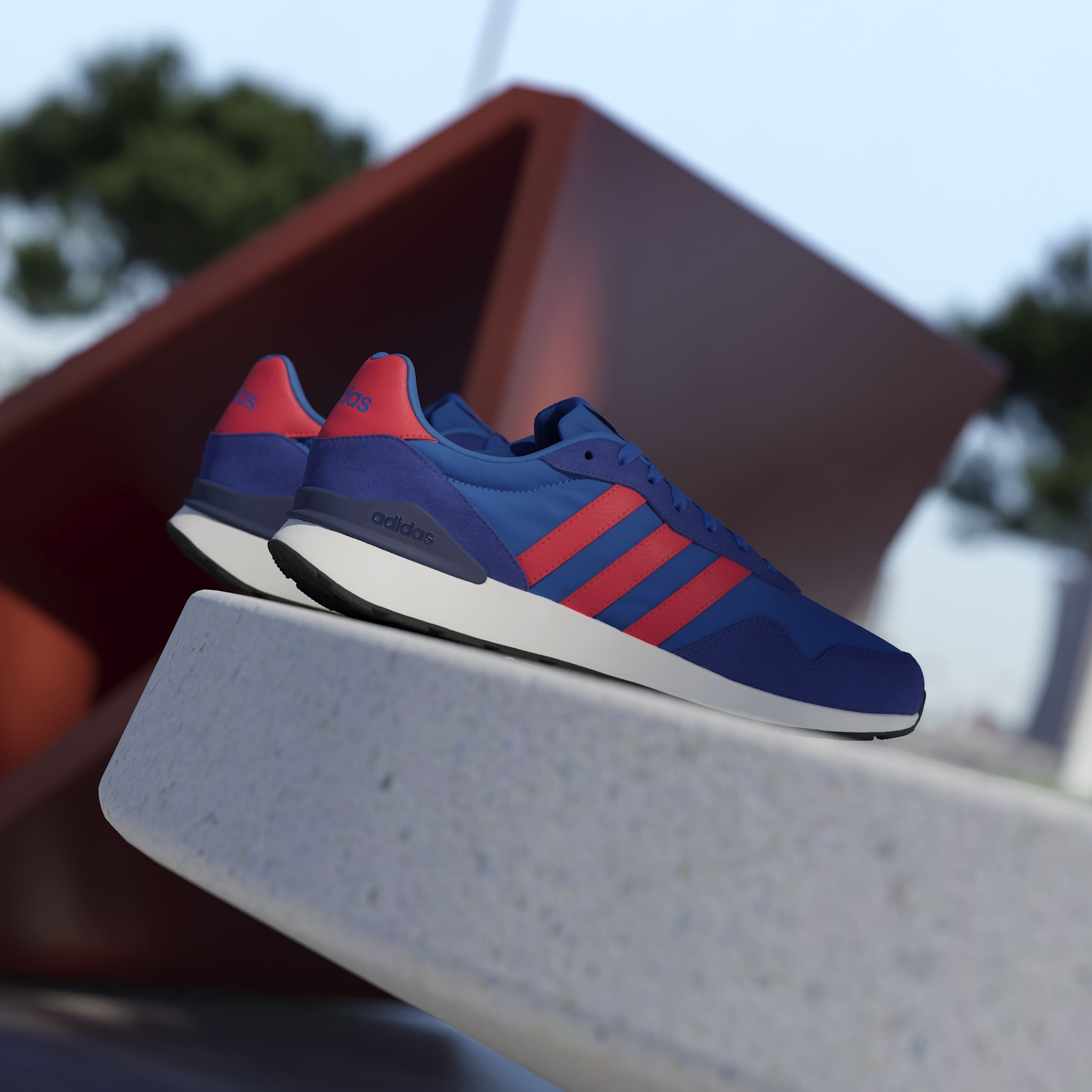 adidas Sportswear Sneaker »RUN 60S 4.0«  inspiriert vom Design der adidas ZX Modelle