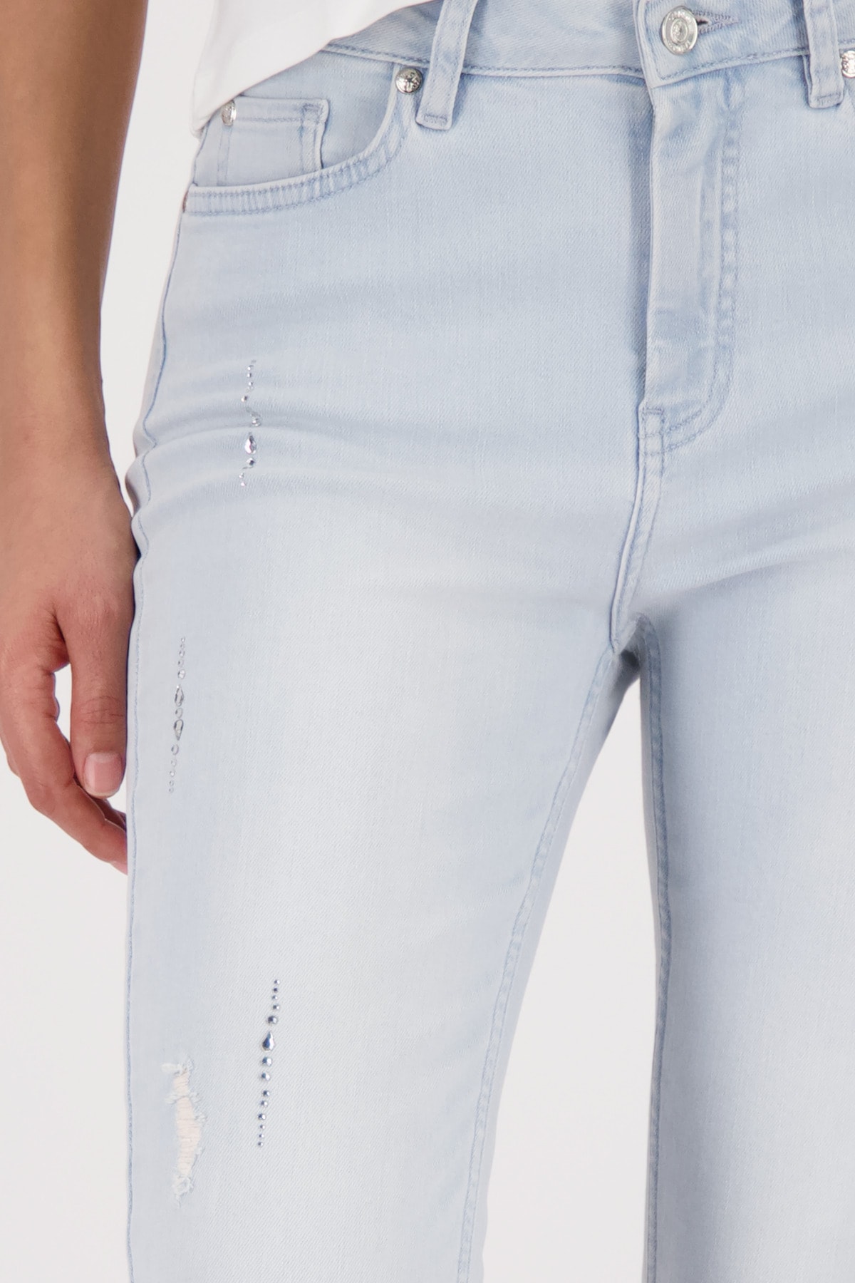 Monari 7/8-Jeans »Basic« mit strahlenden Strasssteinen, 5-Pocket-Form