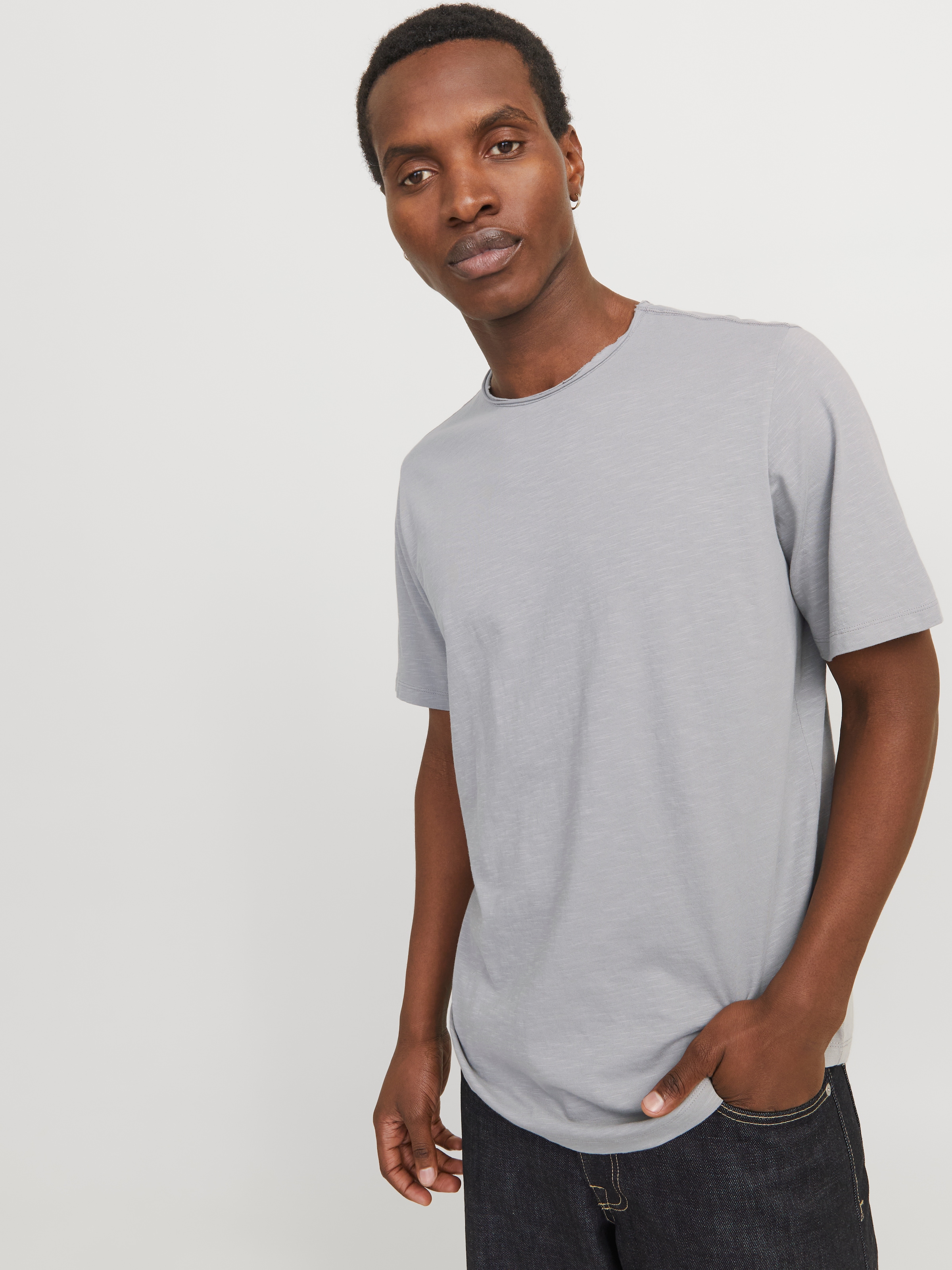 Jack & Jones Rundhalsshirt »JJEBASHER TEE O-NECK SS NOOS«, mit Rundhalsausschnitt