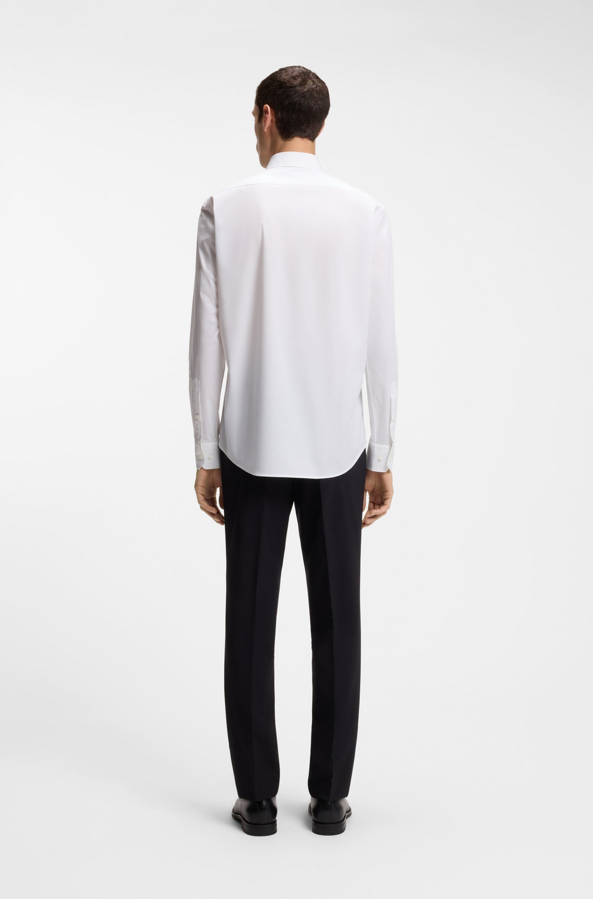 BOSS Businesshemd Kentkragen, Regular Fit, bügelleichte Qualität