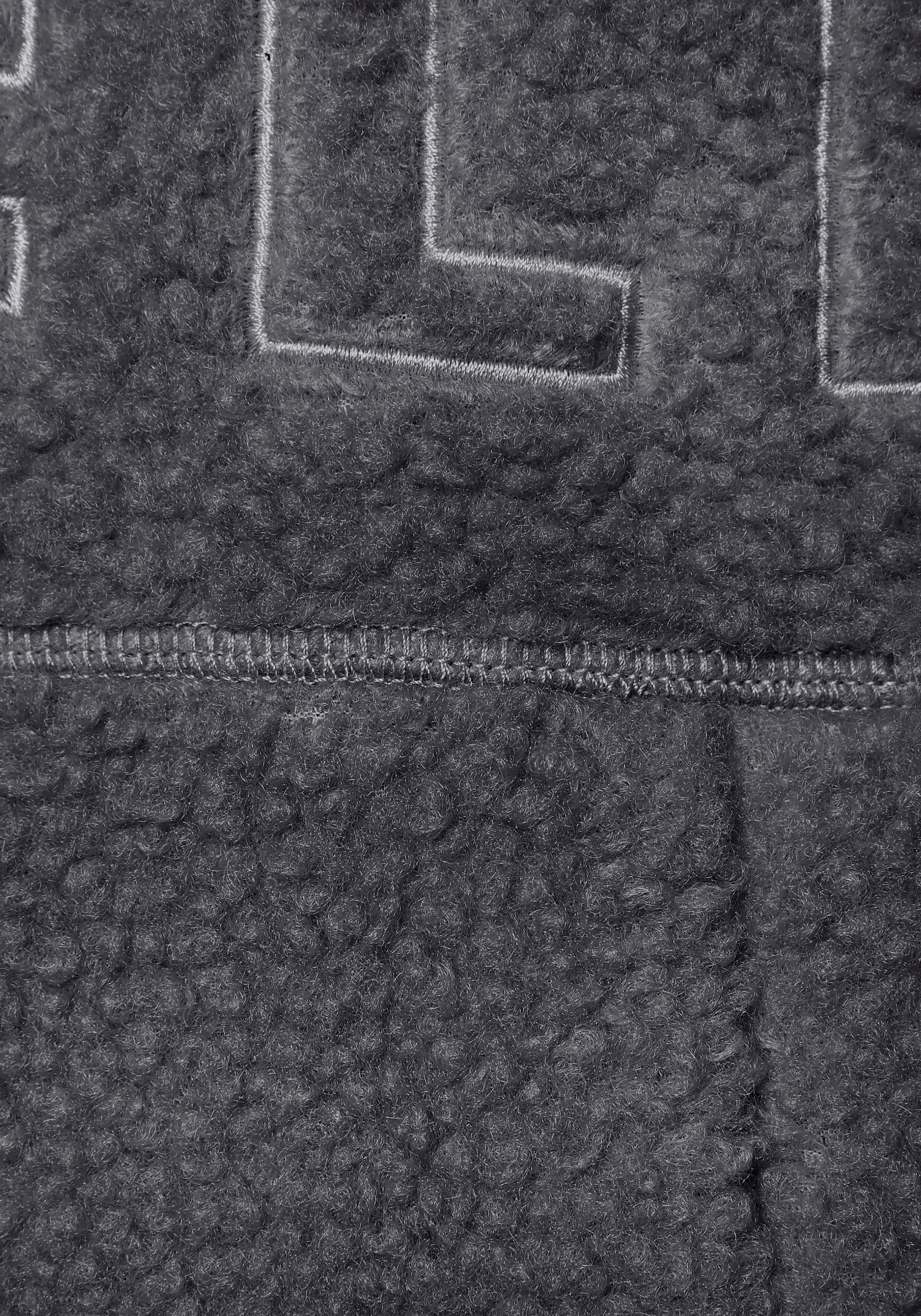 Elbsand Fleeceweste mit großer Schriftzug-Stickerei