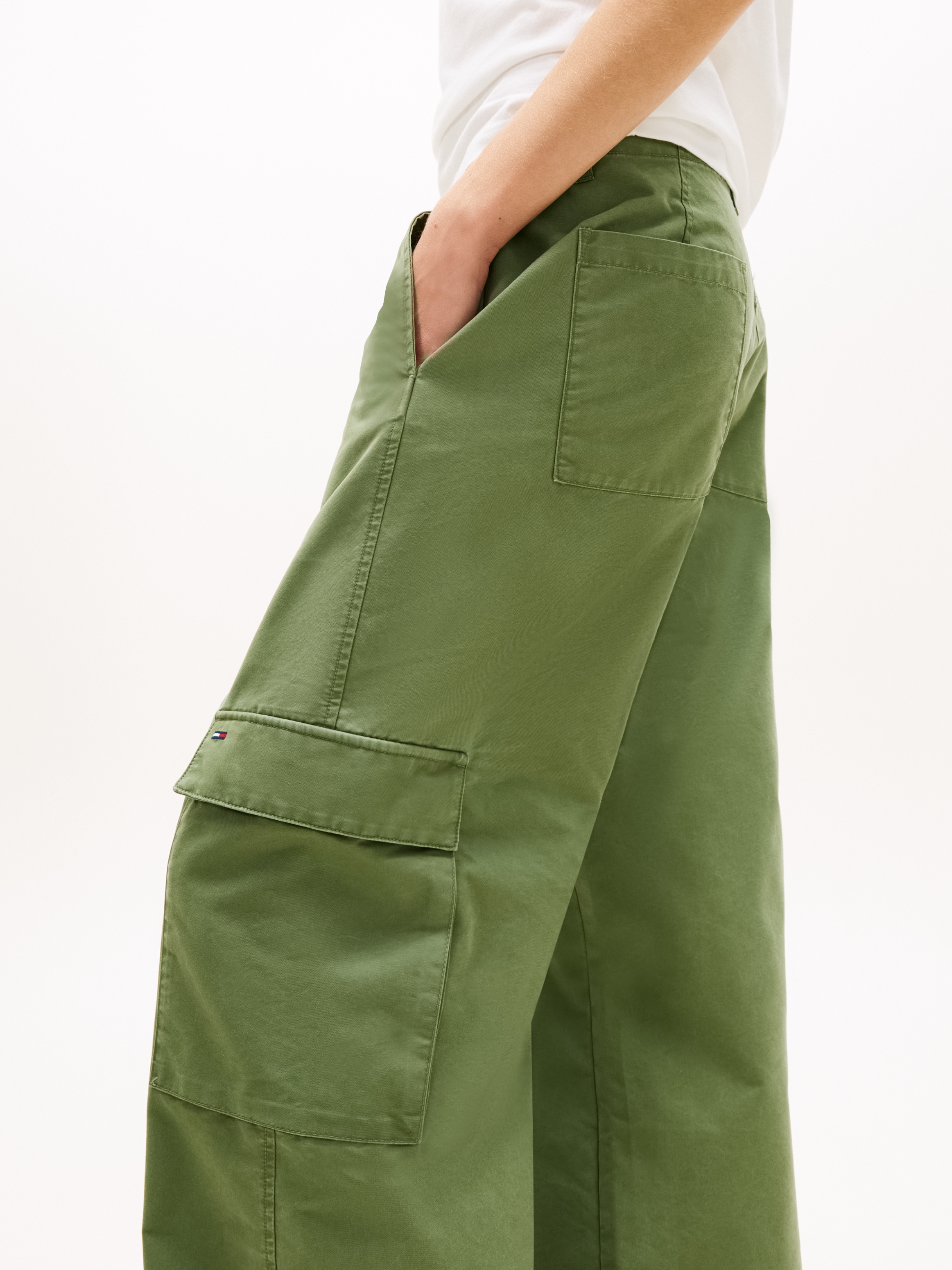 Tommy Jeans Cargohose »TJW LR WIDE STRAIGHT CARGO PANT«  im Baumwoll-Mix, Low Rise