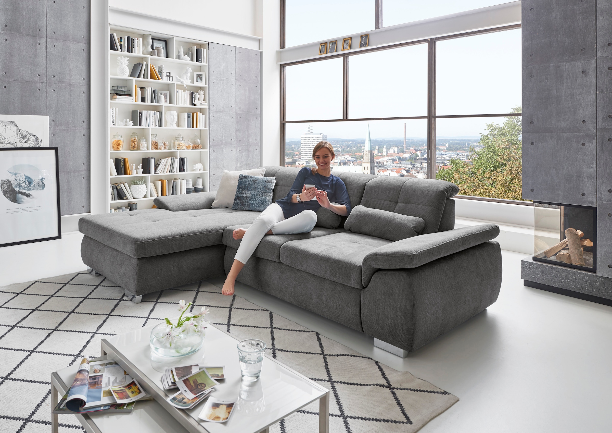 Die PlanBar Ecksofa »MP-IN16037 L-Form, Breite 289 cm, mit Federkern-Polsterung« mit Sitztiefenverstellung & Zierkissen