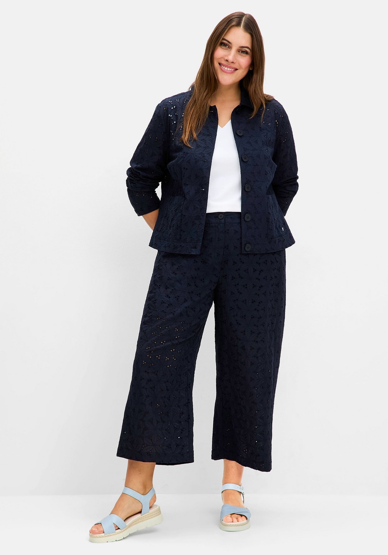 Sheego Jackenblazer »Blusenjacke aus Baumwolle mit Lochspitze«