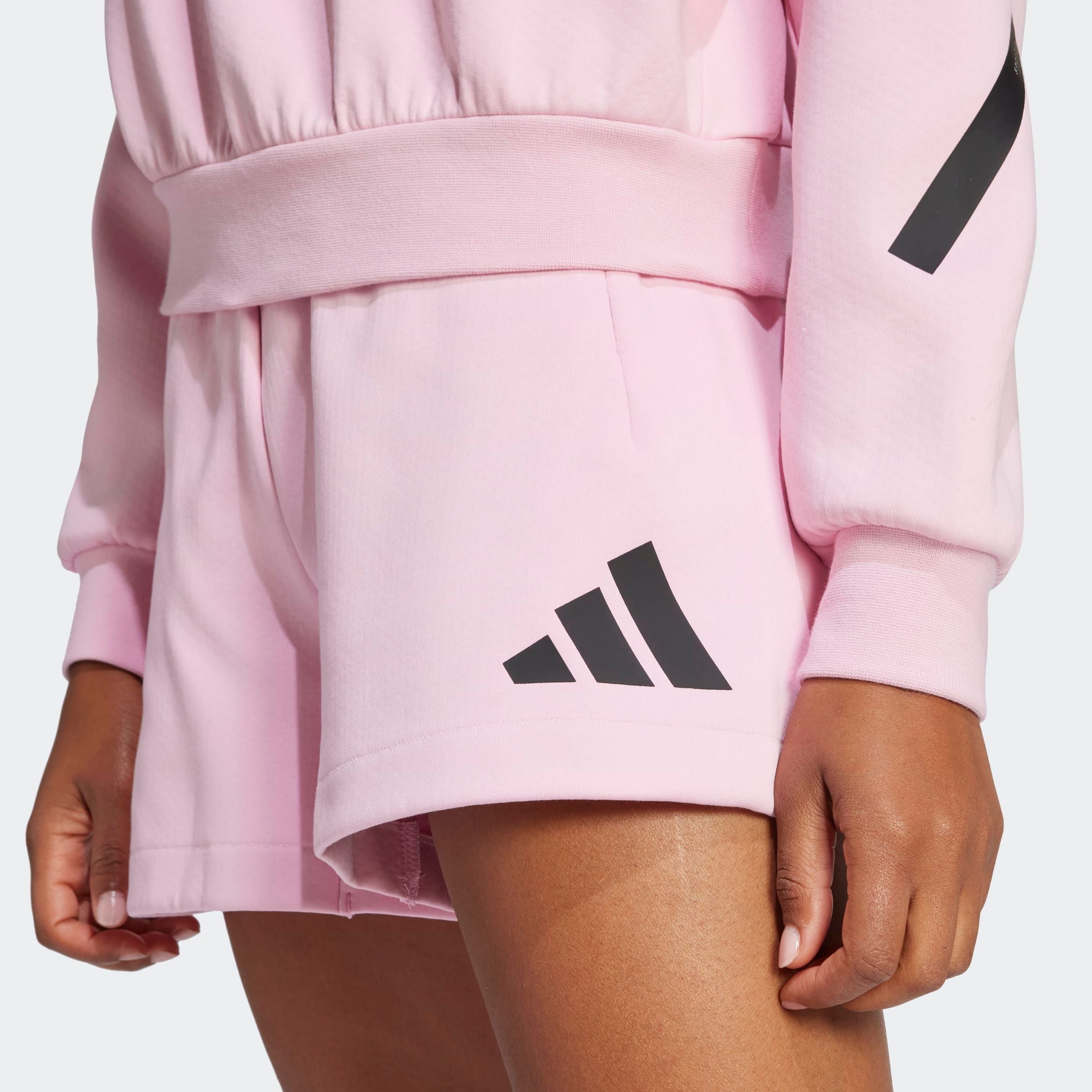 adidas Sportswear Shorts »W Z.N.E. SHORT«, (1 tlg.)