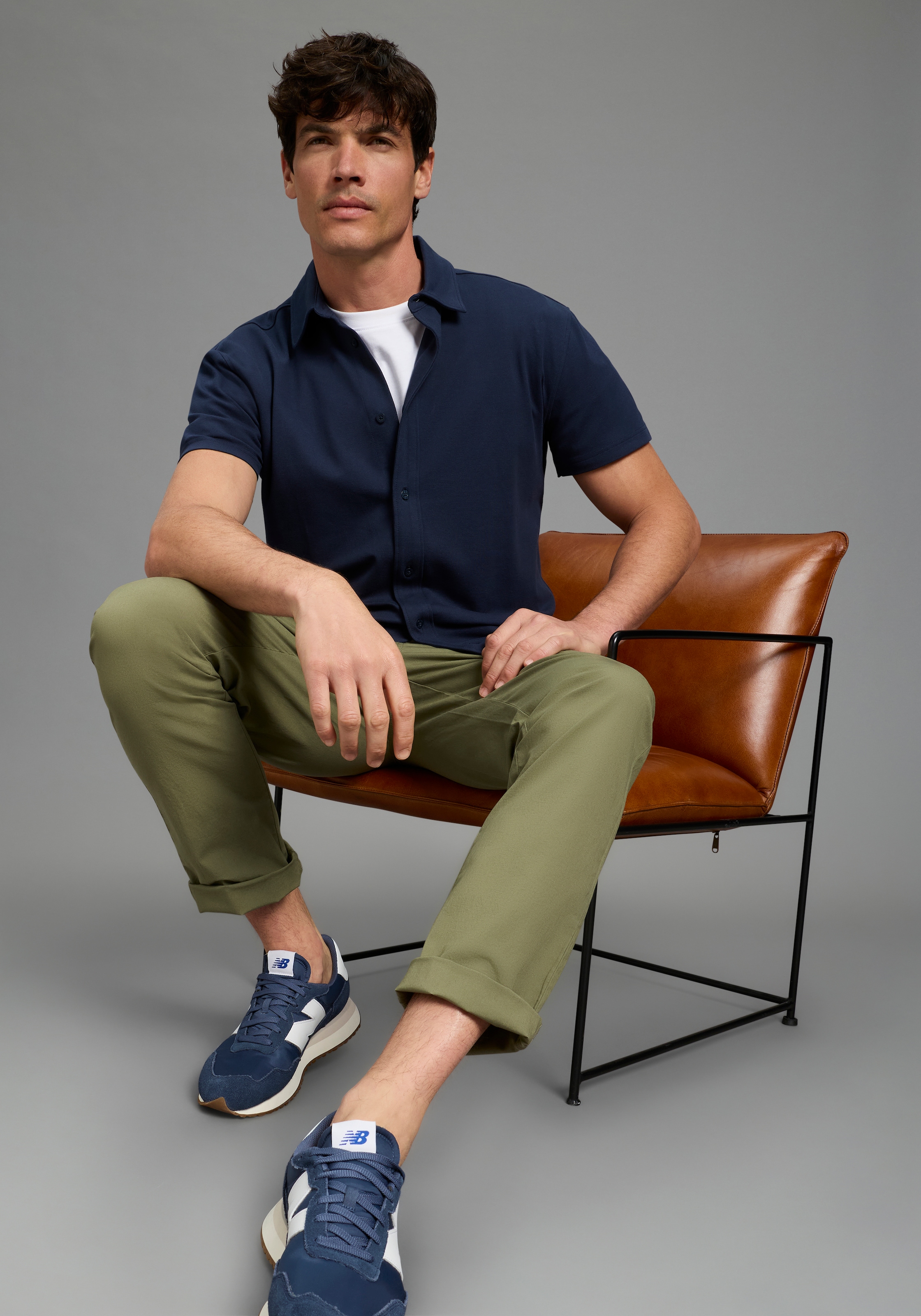 Bruno Banani Kurzarmhemd Kurzarm, für verschiedene Anlässe, aus Baumwolle und Elasthan