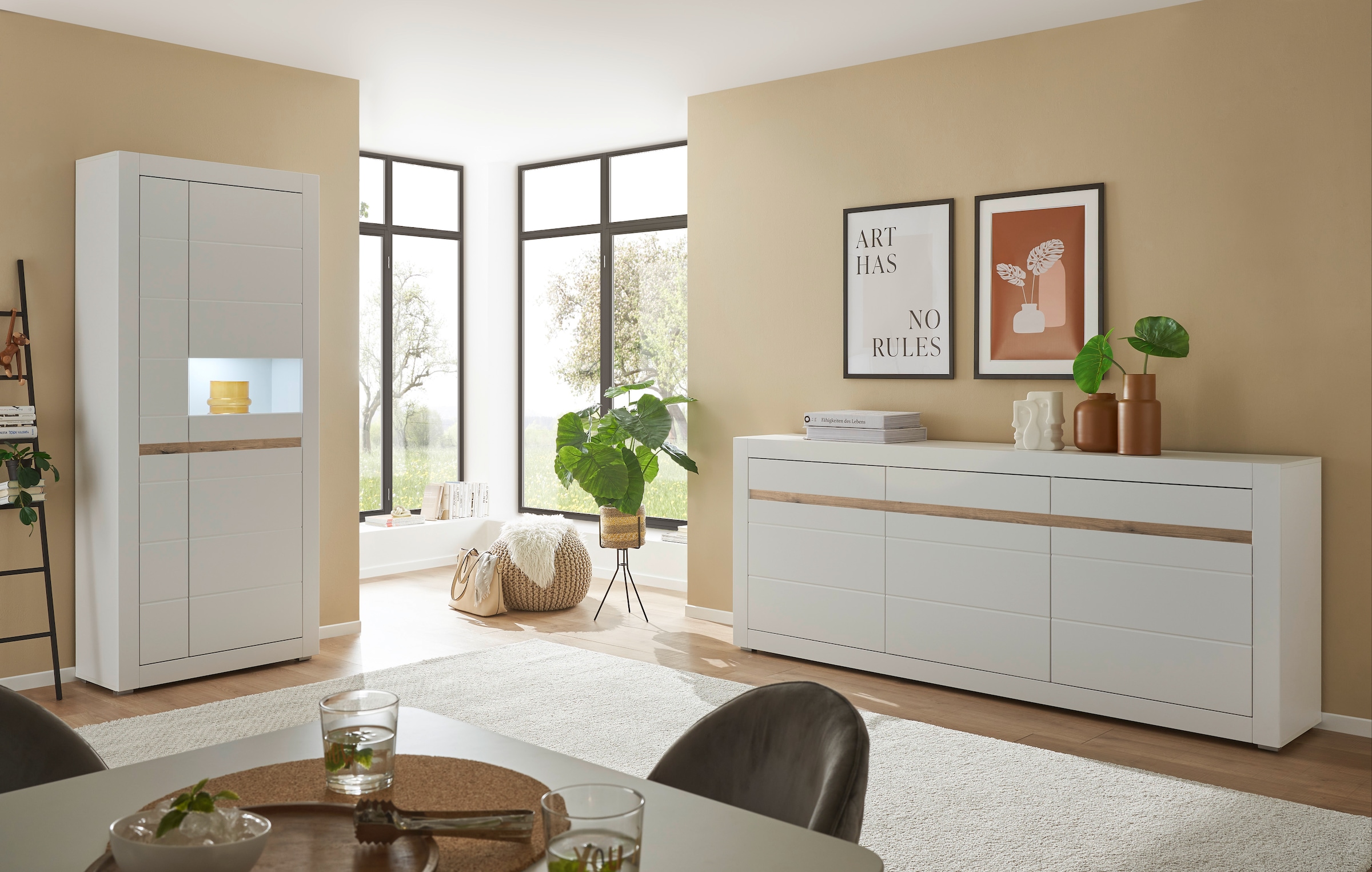INOSIGN Sideboard »Chester, moderne Anrichte, Kommode mit Stauraum, Schrank, Weiß Matt«, (1 St.), austauschbare Blende in Griffleiste, zeitloses Design, 217 cm breit