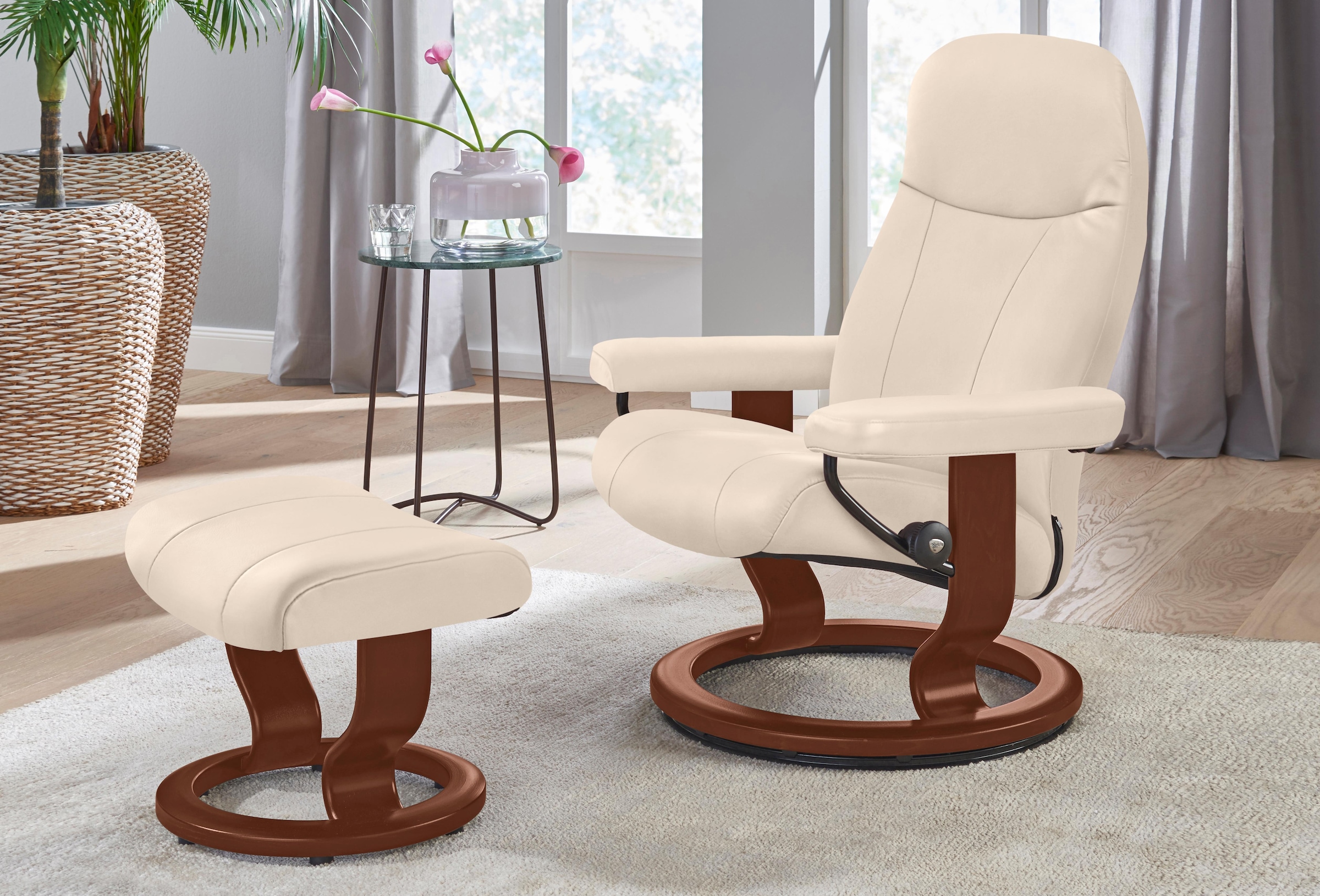 Stressless® Relaxsessel »Garda«, (Set, Relaxsessel mit Hocker), mit Hocker, mit Classic Base, Größe M, Gestell Braun