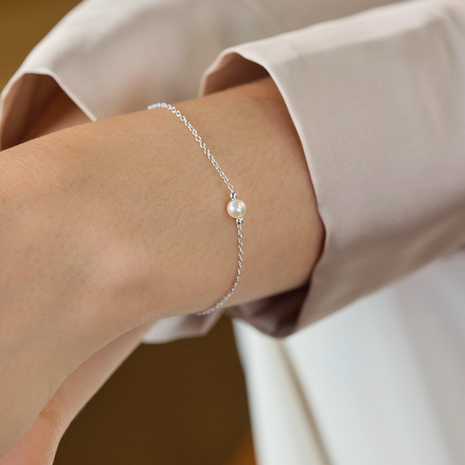 Amor Armband »Schmuck Geschenk, Perle« mit Süßwasserzuchtperle