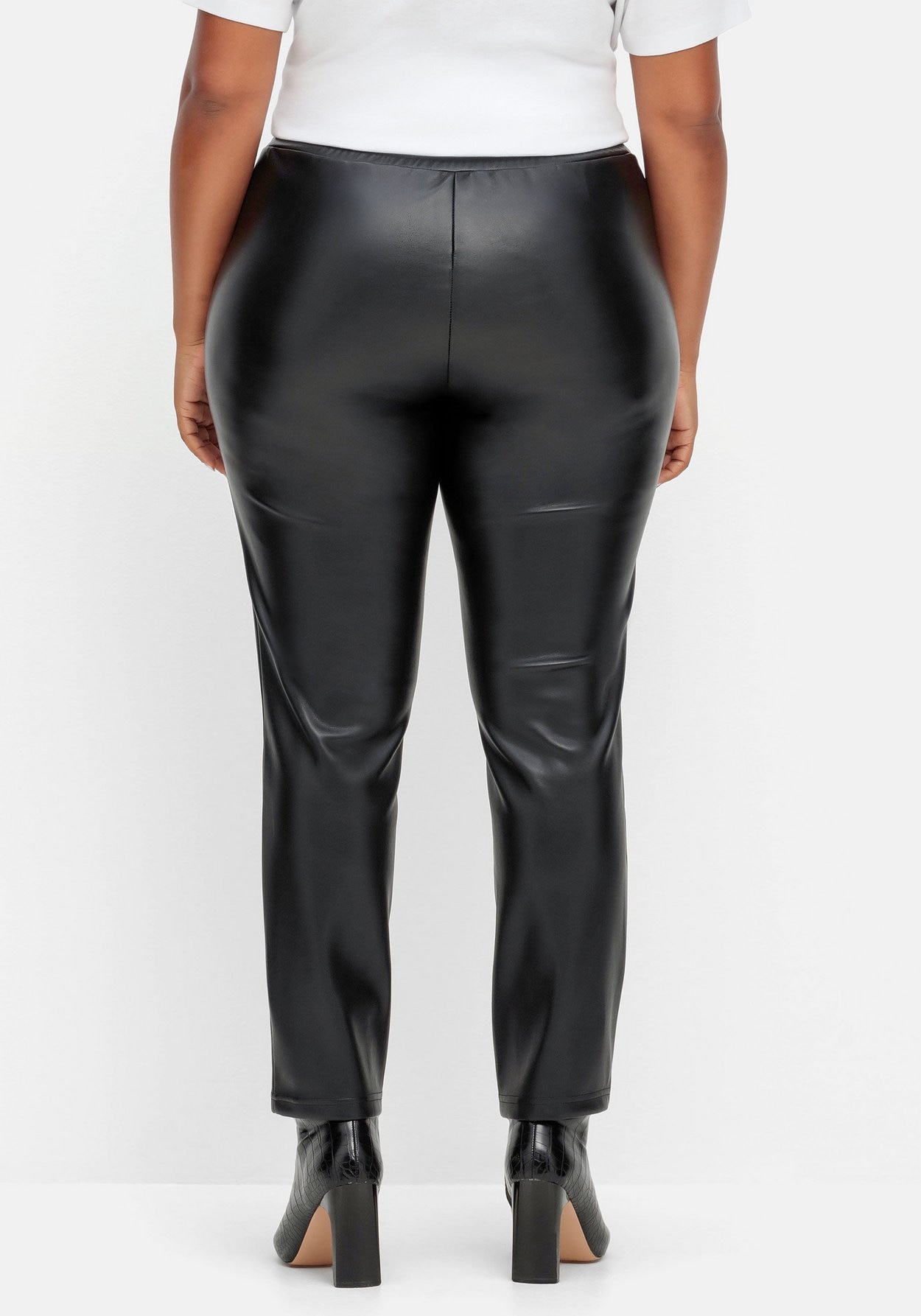 Sheego Leggings »Leggings dezent schimmernd, innen leicht angeraut«