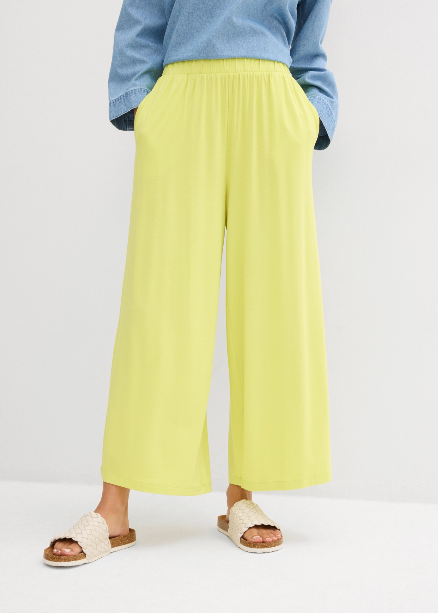 bonprix Culotte  lockere Passform, aus Viskose und Elasthan, 7/8-Länge