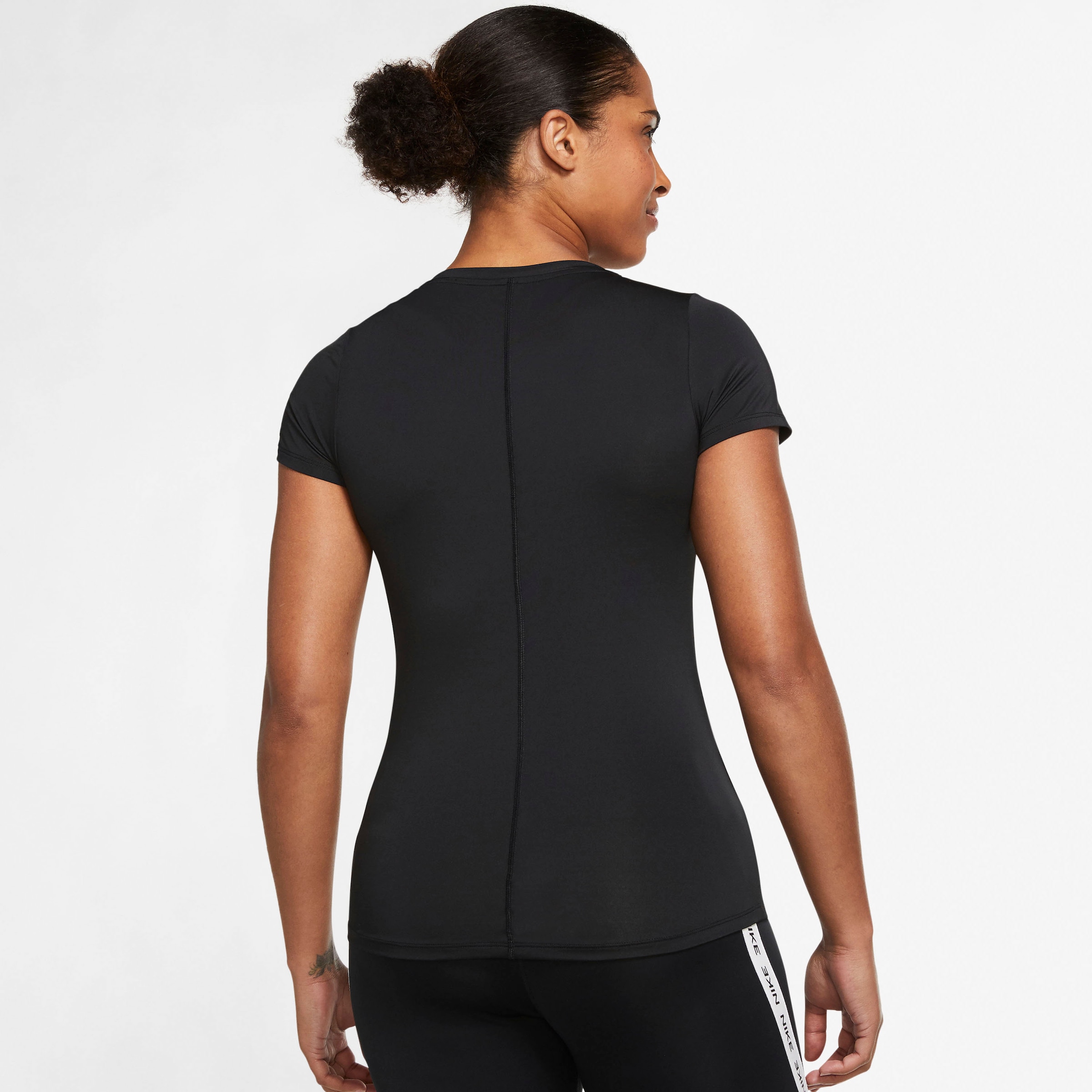 Nike Trainingsshirt »DRI-FIT ONE WOMEN'S SLIM FIT SHORT-SLEEVE TOP«