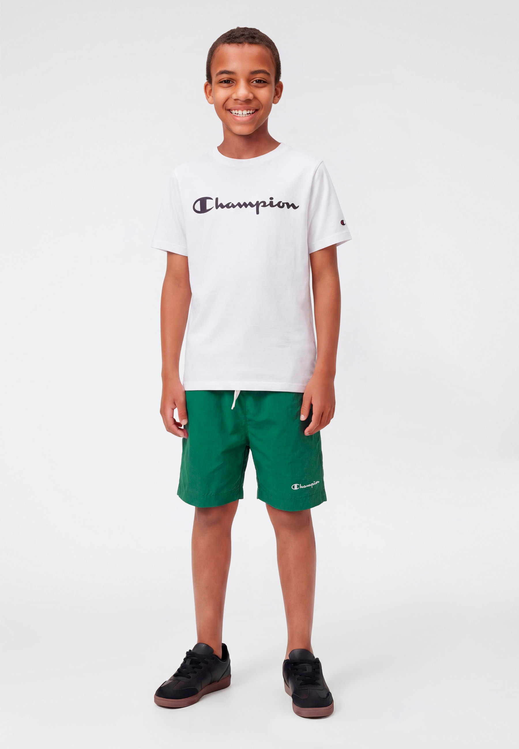 Champion Badeshorts »Boys' beach shorts« für Kinder und Jugendliche, sportlicher Stil, leichtes Material