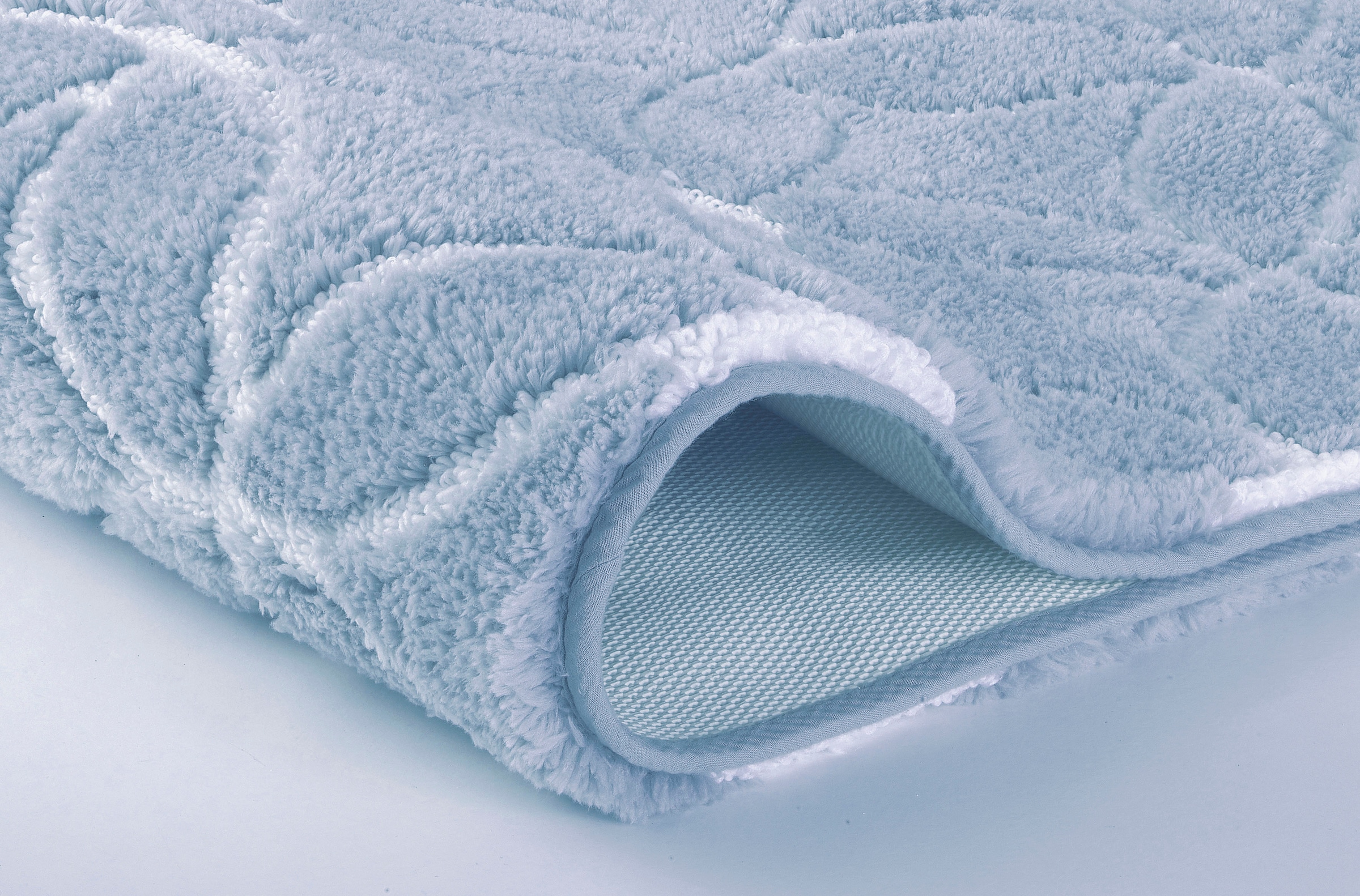 Kleine Wolke Badematte »Twin«, rutschhemmend beschichtet, fußbodenheizungsgeeignet, Badteppich, modernes Design, leichter Hoch-Tief Effekt, waschbar