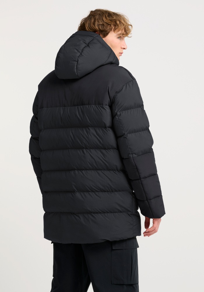 Jack Wolfskin Winterjacke »ICY HOLLOW HOODED JKT M« mit Futter und Wattierung aus Polyester, Winterjacke, phantom