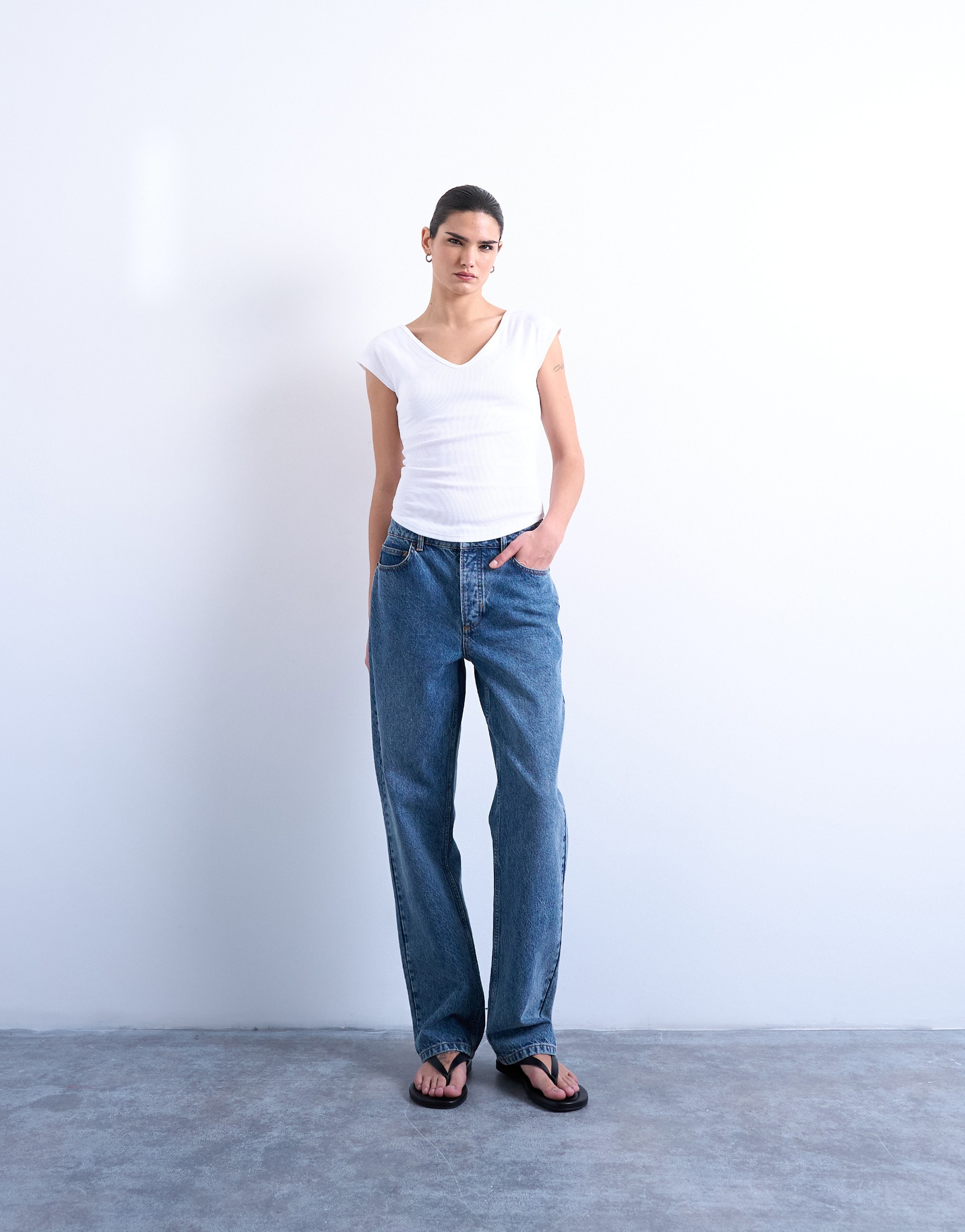 TOPSHOP V-Shirt »TSLISSY SS V-NECK T-SHIRT JRS NOOS« Baumwollmischung, slim fit